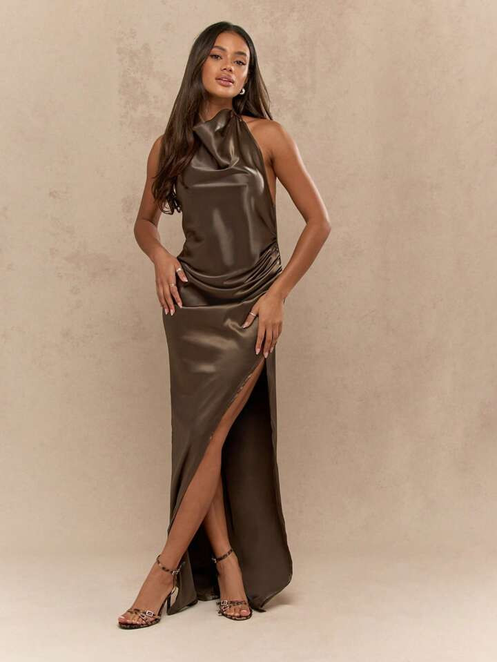 MISSGUIDED Cowl Halter Neck Backless Side Pleated Slit Satin Finish Solid Color Maxi Dress | SHEIN