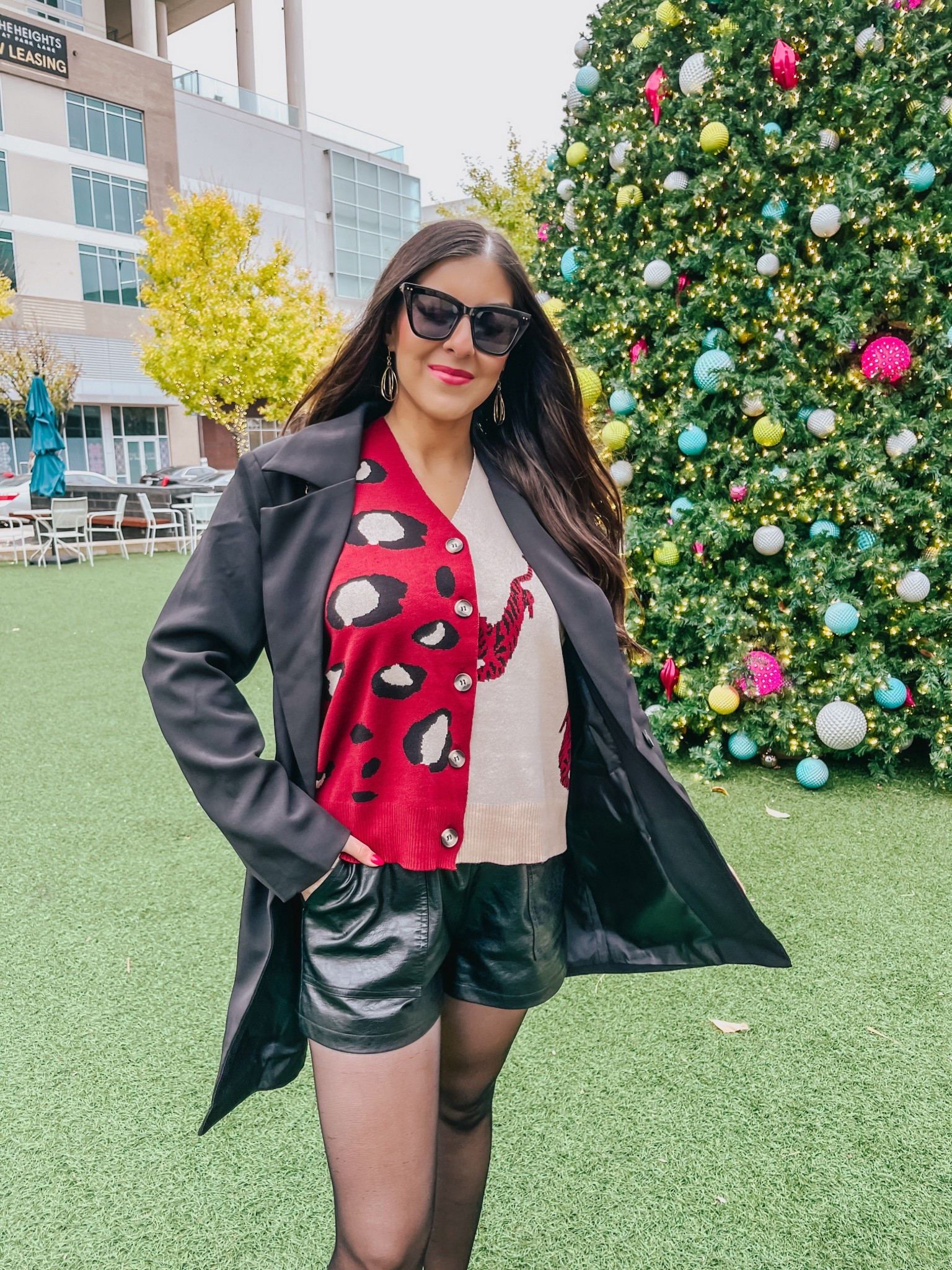 Amazon Fall to Winter Outfit ❤️🖤 Super cute animal print cardigan with a long black blazer and faux leather shorts. Burgundy slingbacks also Amazon Fashion. Cardigan comes in many colors! 



#LTKSeasonal #LTKHoliday #LTKFindsUnder50