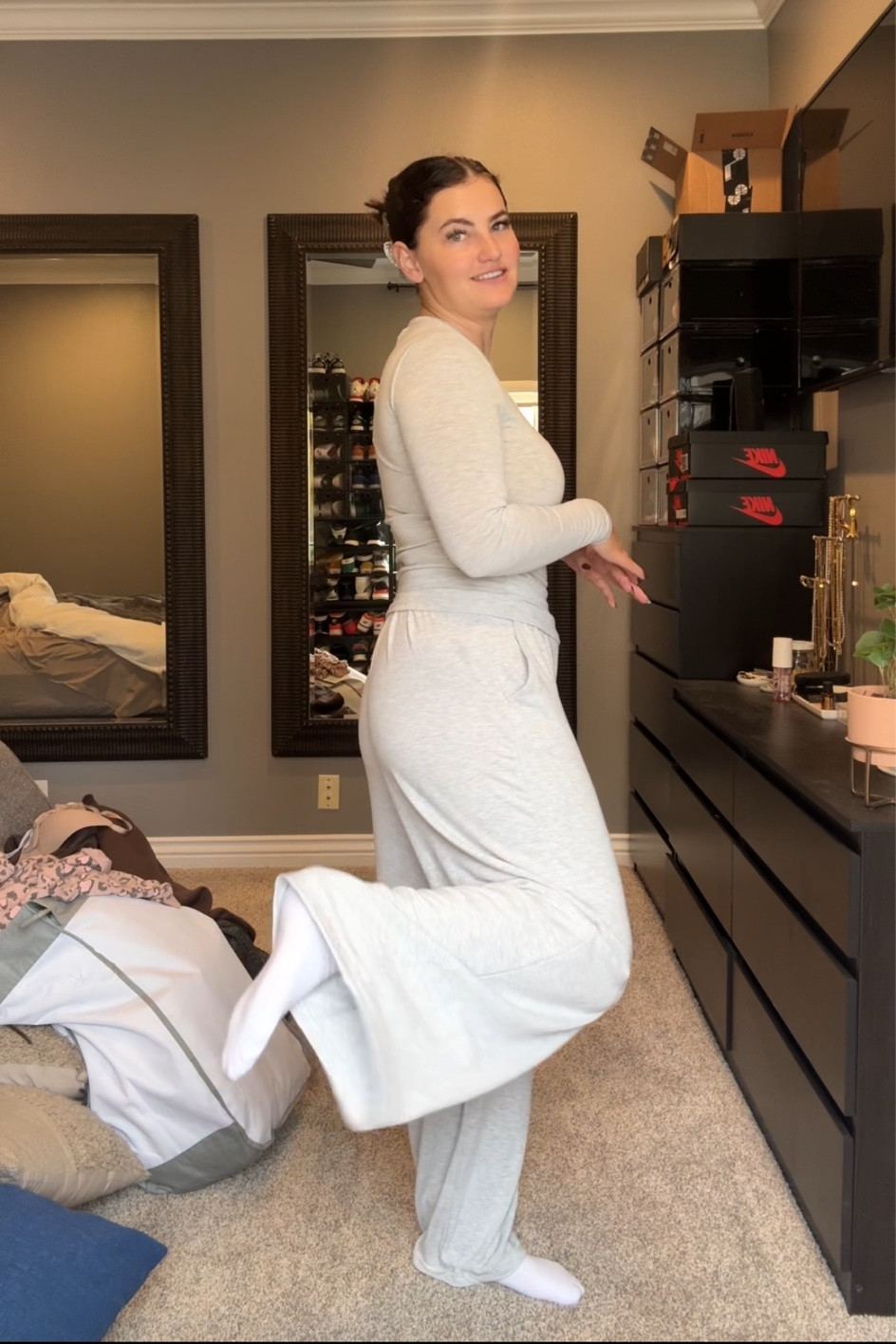 Comfy fit from my 12/2 OOTD on TikTok 🩶

#LTKfindsunder100 #LTKGiftGuide #LTKHoliday