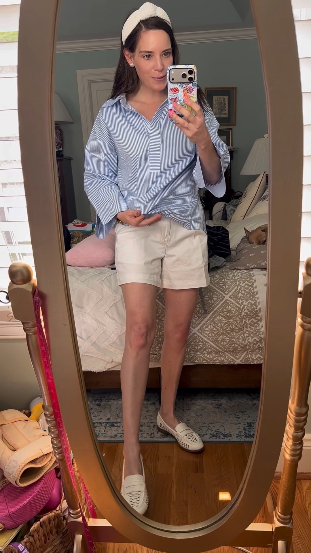 Tuckernuck Inspired Look for Less 💙 Classic Blue Stripe & White Shorts


Sharing a Tuckernuck-inspired outfit for less! 💙 This blue stripe blouse gives the same polished coastal-preppy vibe as the Tuckernuck Willow Blouse but at a much more affordable price. I paired it with classic white high-rise shorts for an easy spring and summer outfit that’s perfect for everyday wear, errands, lunch, or casual outings.

I finished the look with pearl studs, a pearl-link watch, a Lilly eyelet headband, and white loafers for that timeless preppy style. Such a simple, polished outfit that feels effortlessly put together!

Sizing: wearing XS in the top and size 0 in the shorts.

Classic preppy outfit, Tuckernuck inspired look for less, blue striped blouse outfit, white shorts outfit, spring preppy style, coastal classic outfit, affordable preppy fashion, Amazon fashion finds, classic summer outfit ideas 💙

#LTKOver40 #LTKootd #LTKPetite