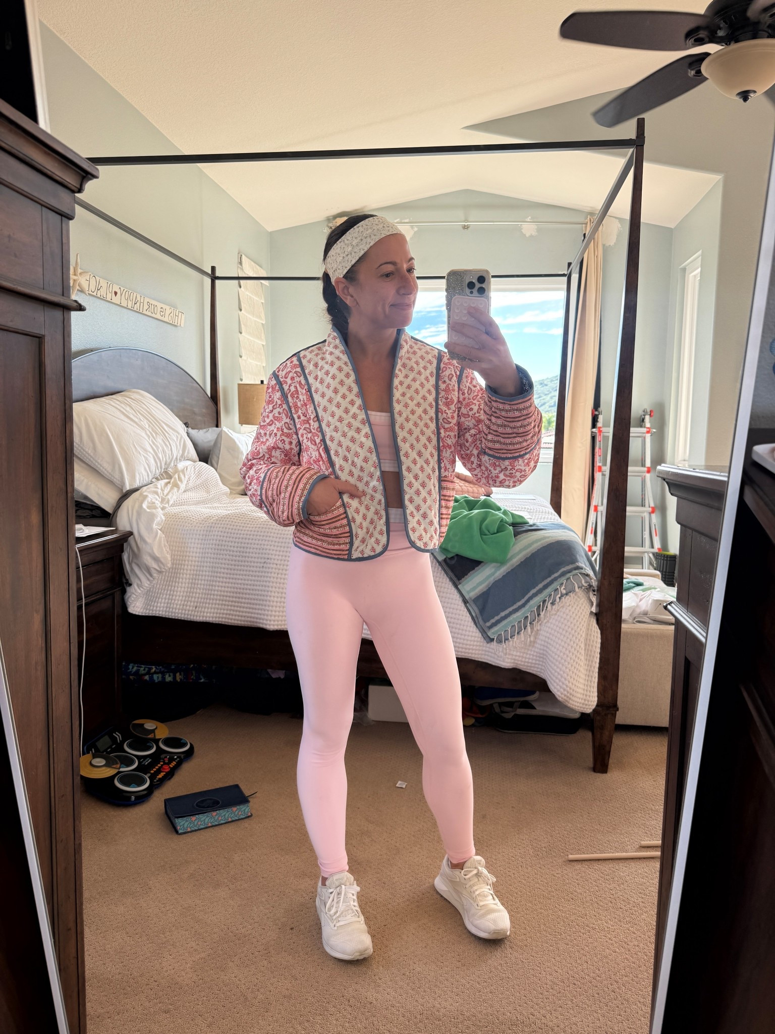 the workout set isn’t linkable on LTK, but it’s very cute and i’m wearing a small in both pieces.

the real star here is this reversible quilted jacket. i’ve had it for almost two years and still reach for it constantly. the lines are super flattering, it has pockets, and yes — pockets on both sides since it’s fully reversible.

it’s lightweight and perfect for warmer days, layering over a workout set, or running errands. not a heavy winter coat, but ideal for that in-between weather.


reversible quilted jacket women
cropped quilted jacket
lightweight spring jacket
floral quilted jacket
amazon quilted jacket
women’s layering jacket
transitional weather outfit
cute mom outfit
casual athleisure look
reversible coat with pockets
lightweight everyday jacket
southern california spring outfit
cropped puffer jacket women
workout outfit with jacket
versatile layering piece

#LTKSpringSale #LTKmomlife #LTKfitnessgoals