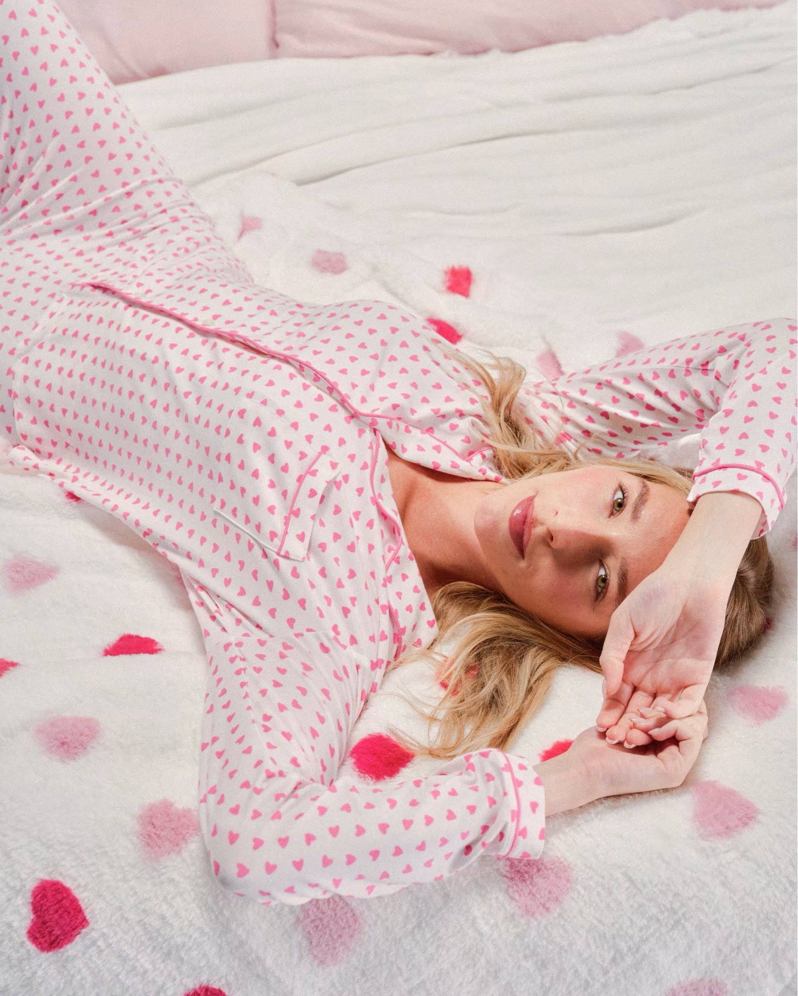 COMFRT
🤍

Soft Valentine’s Day Pajamas, Heart Pajamas, Valentines Day Sweats, Sweats for Couples

#LTKTravel #LTKselfcare #LTKFindsUnder100