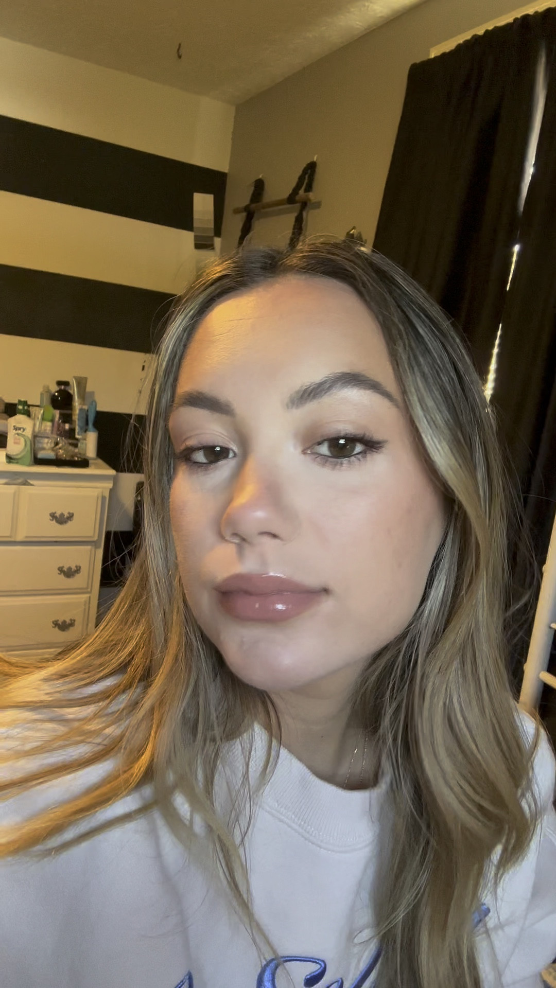 Soft glowy glam. Dewy bronzed skinn

#LTKVideo #LTKFindsUnder50 #LTKBeauty
