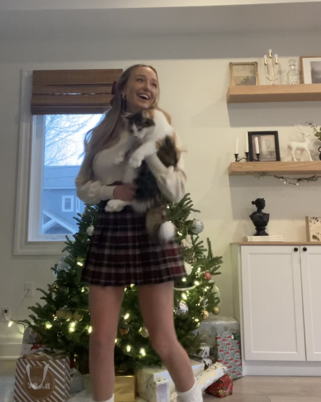 Fun little festive outfit, looks good with tights too if you’re heading out! This is the Rebecca Sweater from Aritzia a few years ago, but it’s still in stock! The perfect winter staple. Also linking the pleated skirt and hair bow, plus a few more cute sweater options 🤍 (I’m wearing skirt size 6, sweater size S)