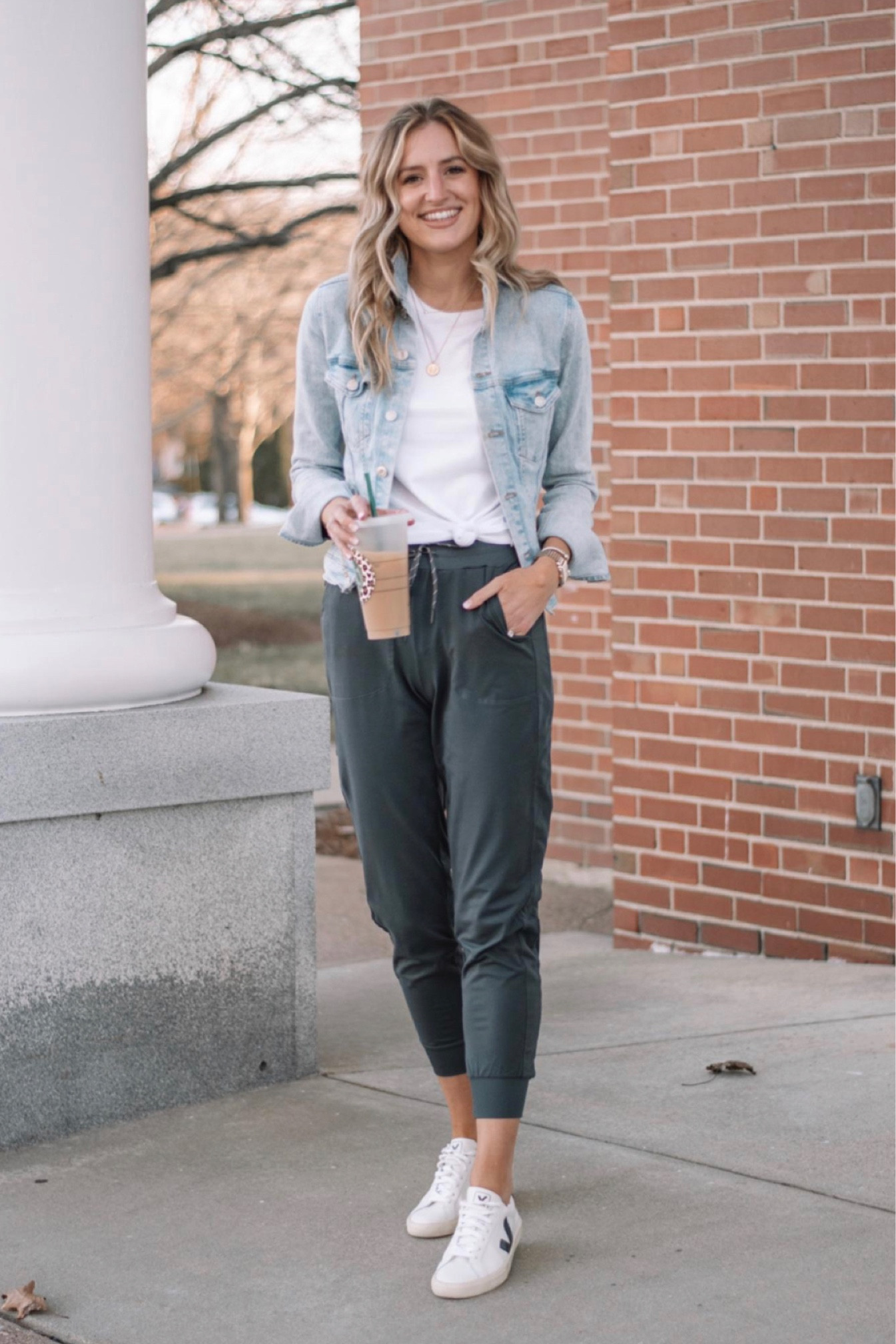 Casual outfit: Zella live in joggers, white tee, Veja sneakers 

#LTKshoecrush #LTKstyletip #LTKunder50