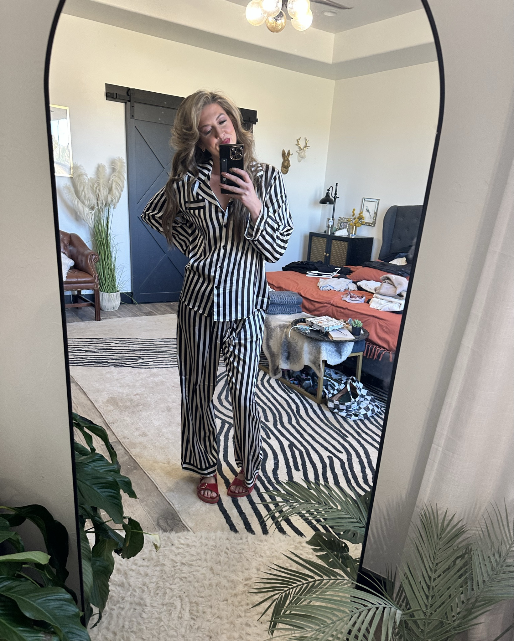 It’s living in pj’s season! Here are my Amazon favorites lately!

#LTKHoliday #LTKMidsize #LTKSeasonal