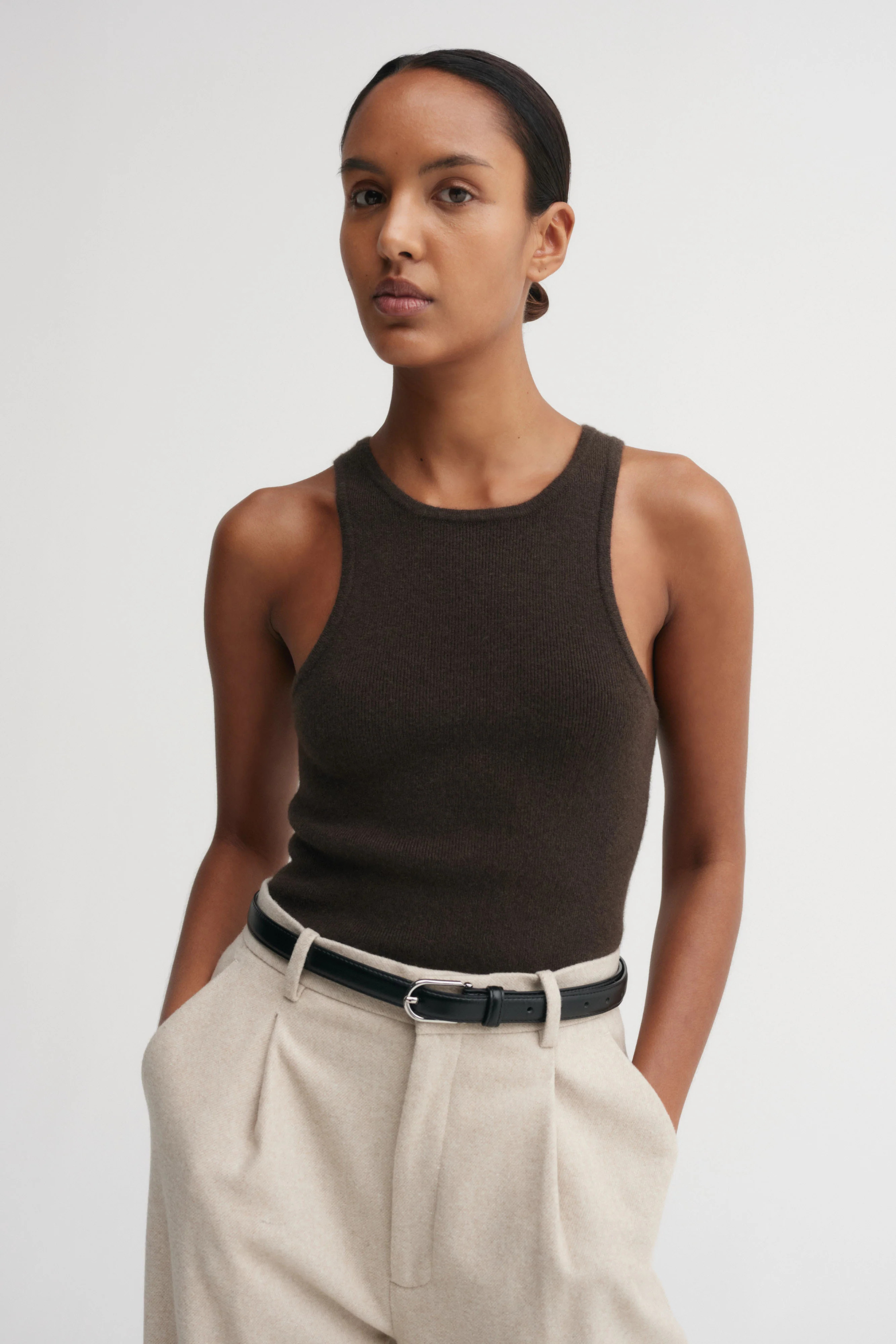 Luna Tank Top, chocolate | Almada Label