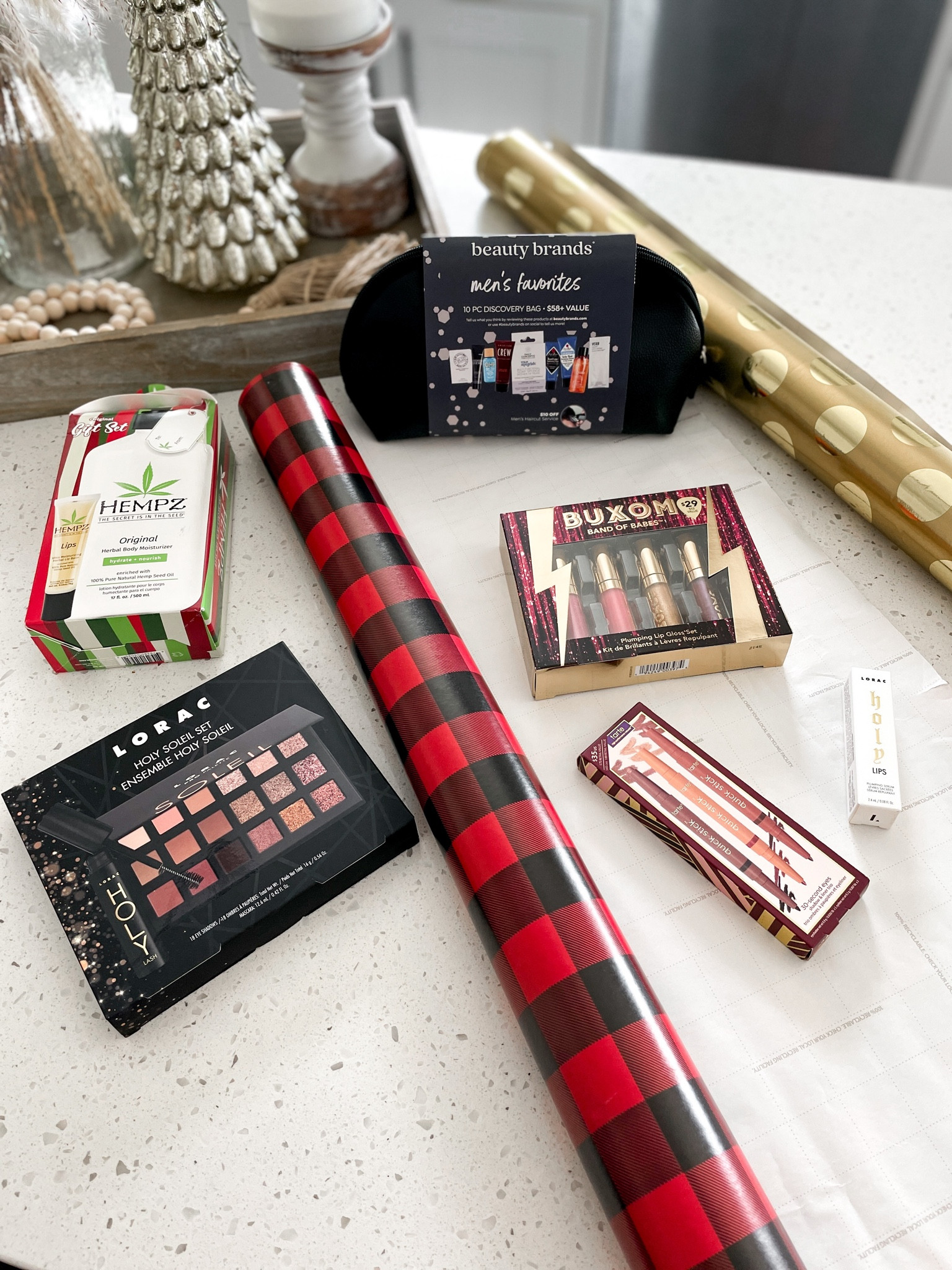 Beauty brands gift ideas and makeup favorites 

#LTKHoliday #LTKGiftGuide #LTKbeauty
