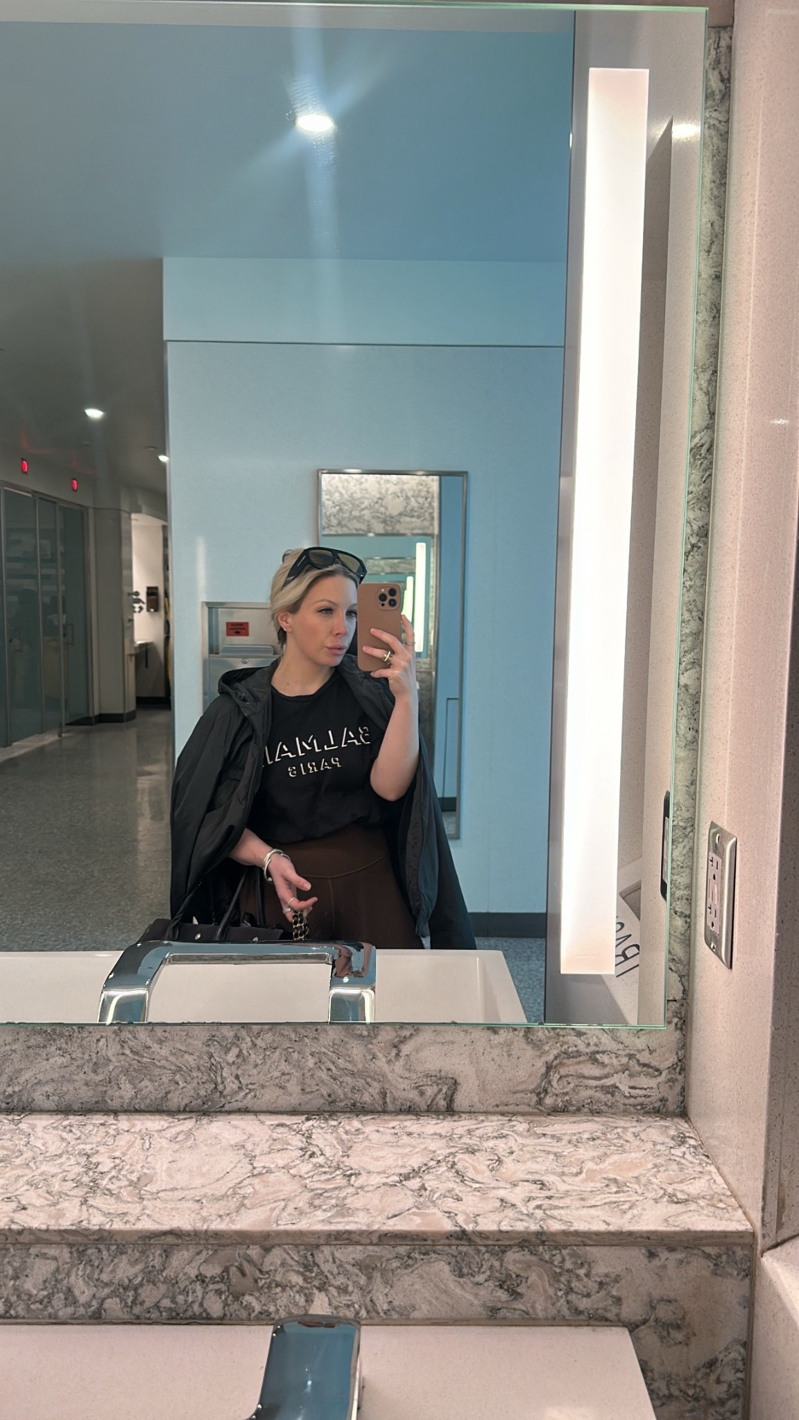 Airport attire 🖤

#LTKootd #LTKTravel #LTKPetite