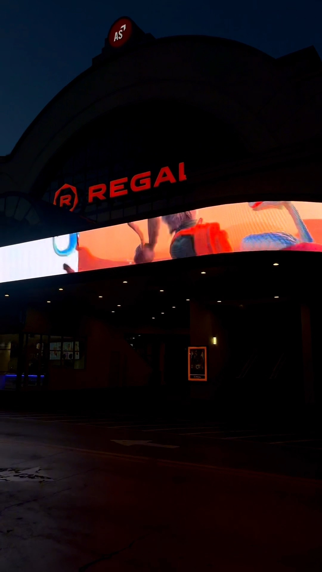 Wicked movie premiere 

#LTKmomlife #LTKdayinmylife #LTKvlog