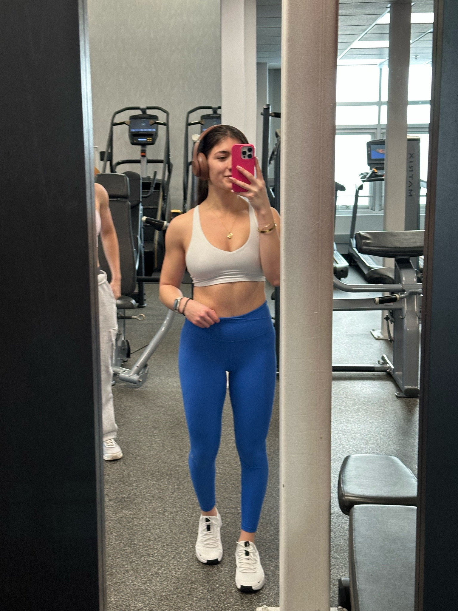 ARM DAY GYM FIT 

#LTKFitness #LTKActive #LTKFindsUnder50