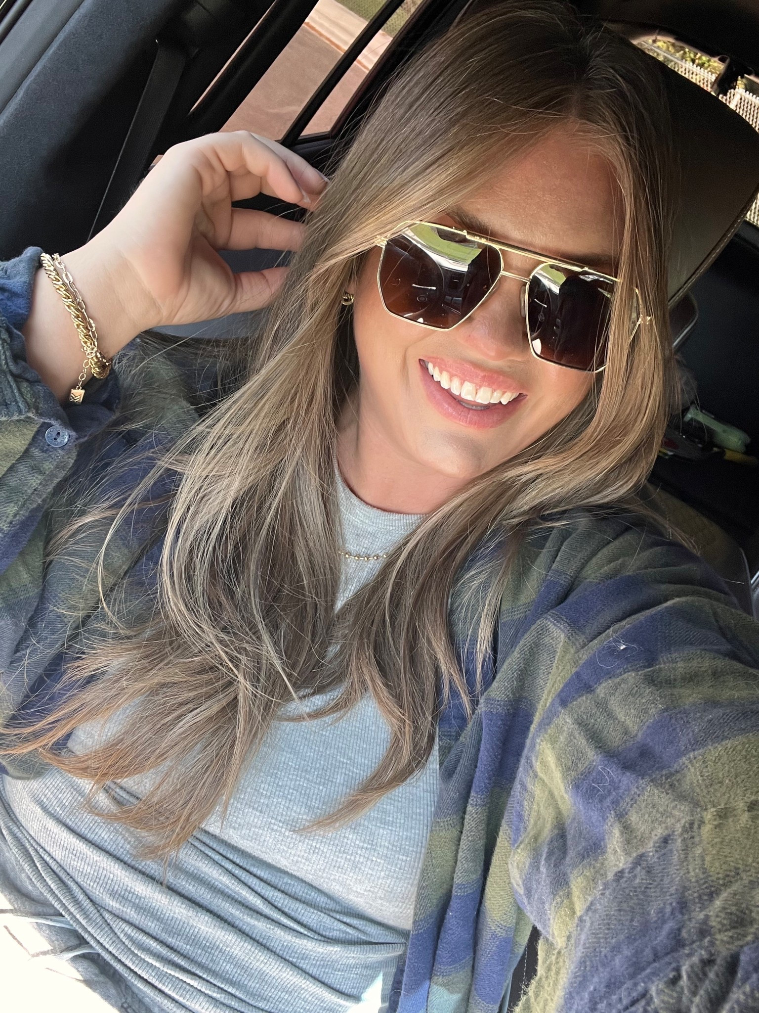 This flannel is amazing! I did an xxl. It fits oversized though. Perfect paired with leggings and Uggs for fall! 



#LTKSeasonal #LTKStyleTip #LTKFindsUnder50