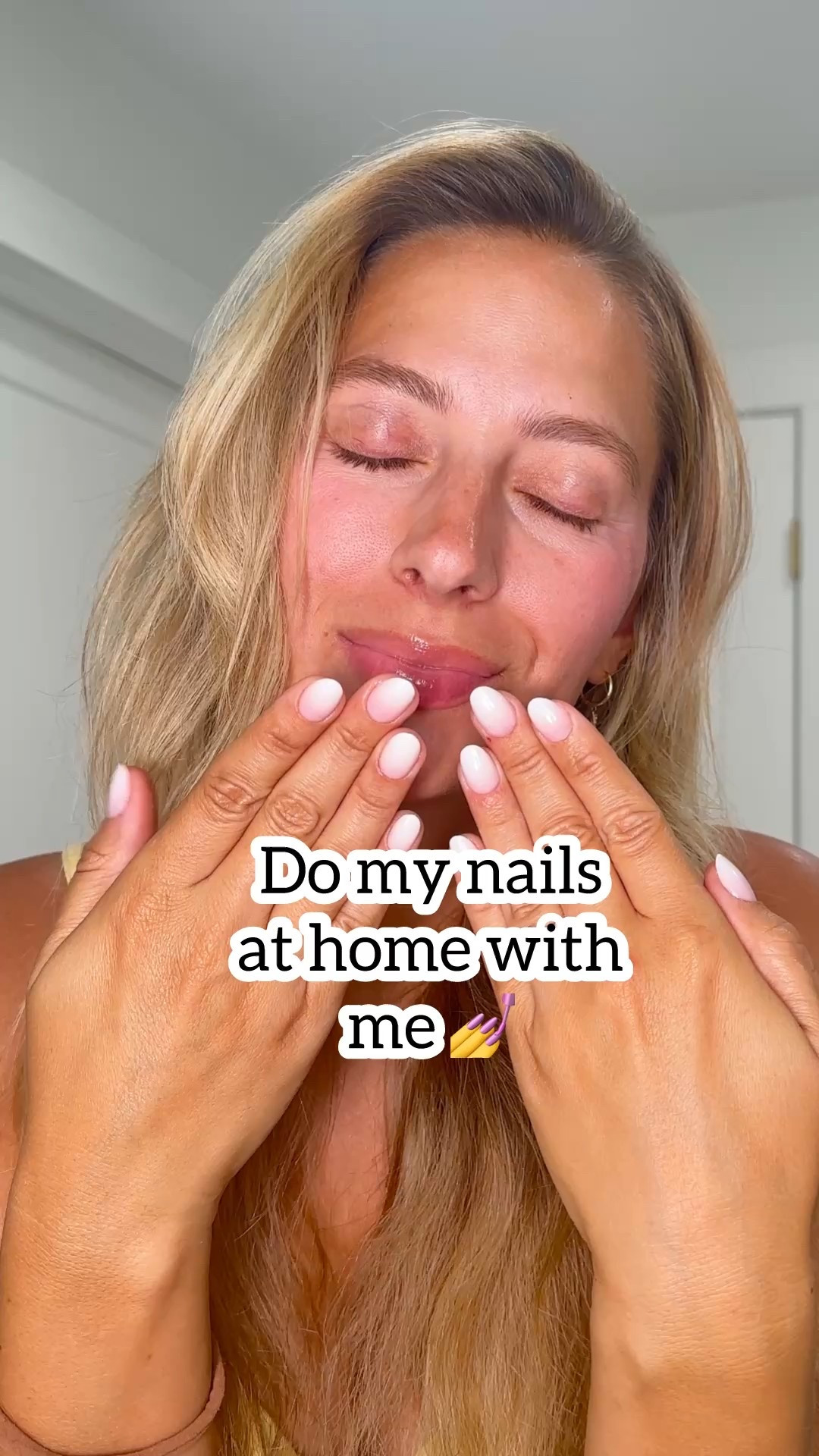 Do my nails at home with me! DIY nails #nails #amazon #amazonfavorites #diynails #gelnails #pressonnails 
