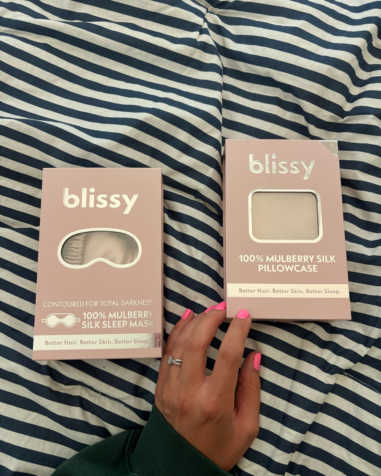 Blissy 100% mulberry silk // luxury travel essentials for a great nights sleep 🤍

#LTKHome #LTKselfcare #LTKmomlife