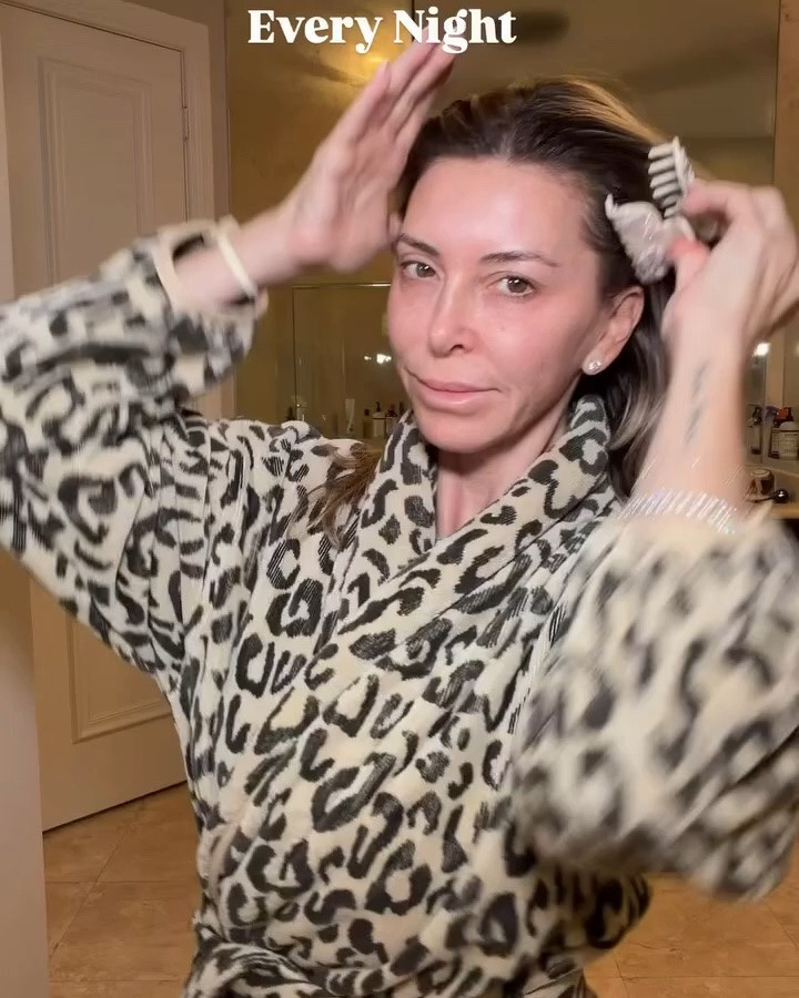 My nighttime skincare routine lately. Sometimes less steps and sometimes more haha. I don’t want to overwhelm anyone #nighttimeskincareroutine #pmskincare #over40skincare 

Comment below for links to shop!
