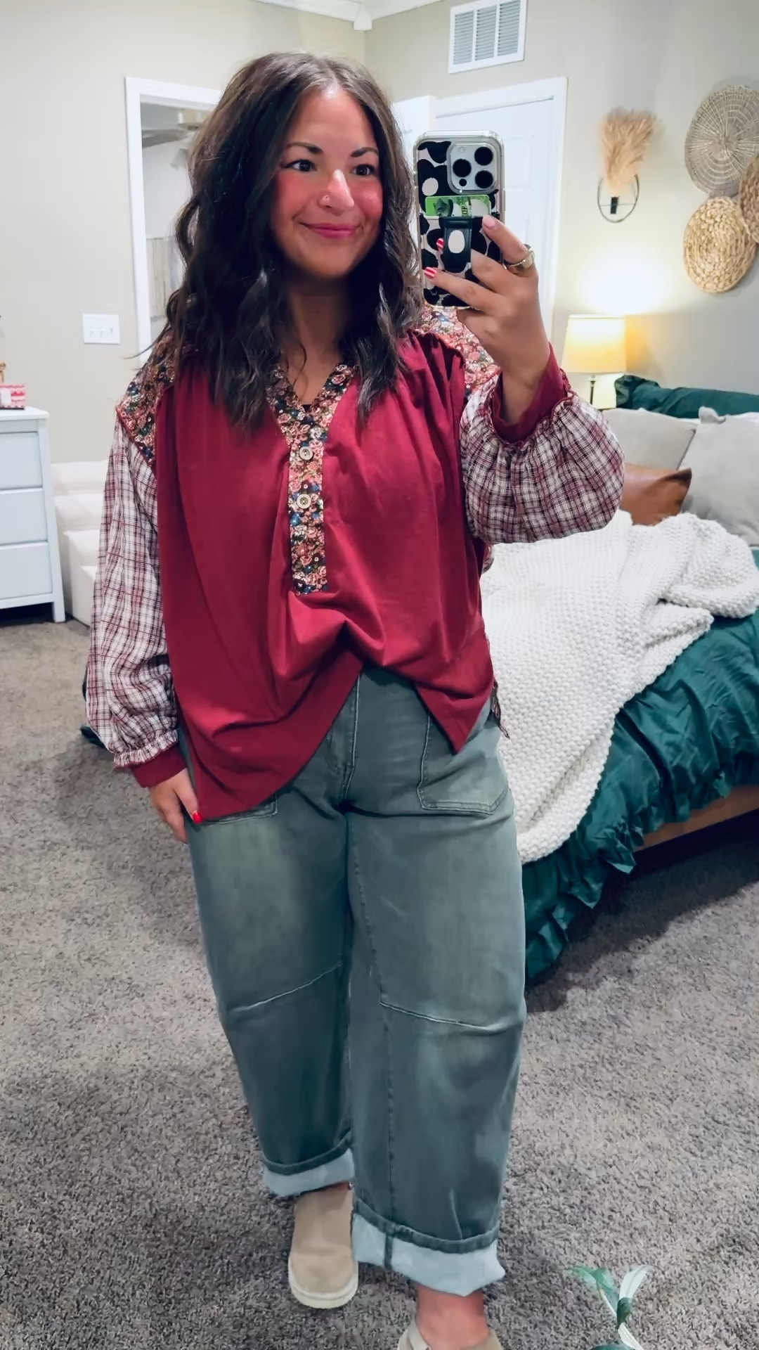 This fun Amazon blouse adds a little personality while still being perfect for the classroom ✨ comfy and work-appropriate.
slip on shoes: fit oversized // wearing a kids 2 (linking adult size below)
jeans: fit oversized // wearing a 14
top: fits oversized // wearing a large plus 

 

#LTKootd #LTKMidsize #LTKFindsUnder50