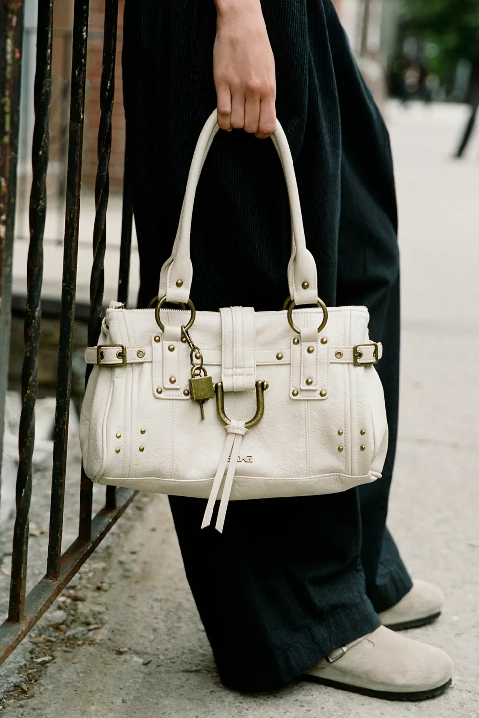 BDG Karlie Lock Shoulder Bag | Urban Outfitters (US and RoW)
