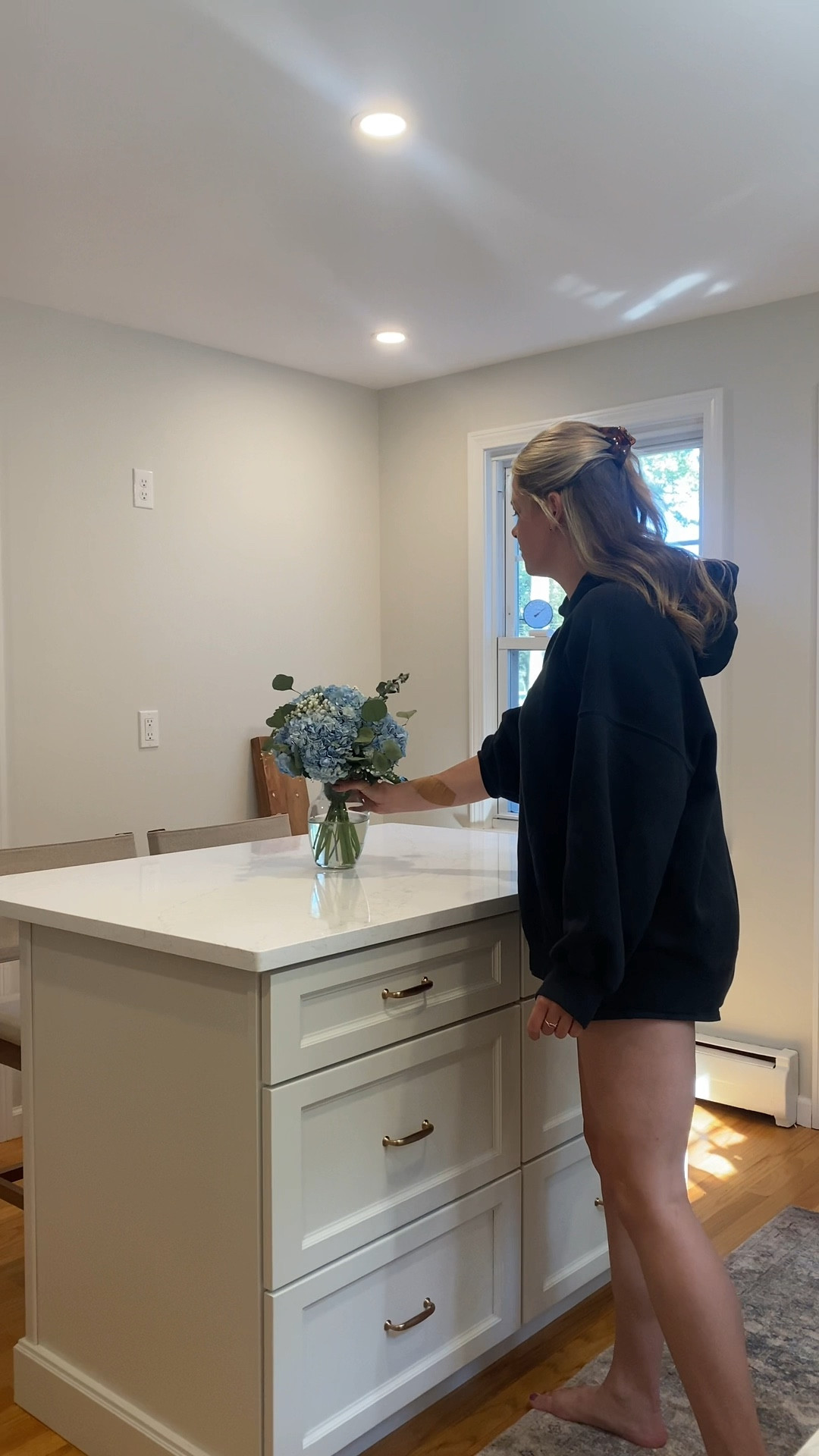 Kitchen reset! White kitchen=always trying to keep it clean lol. So many mixed opinions on a mixed metals kitchen, what do you think? 

#LTKstyletip #LTKVideo #LTKhome