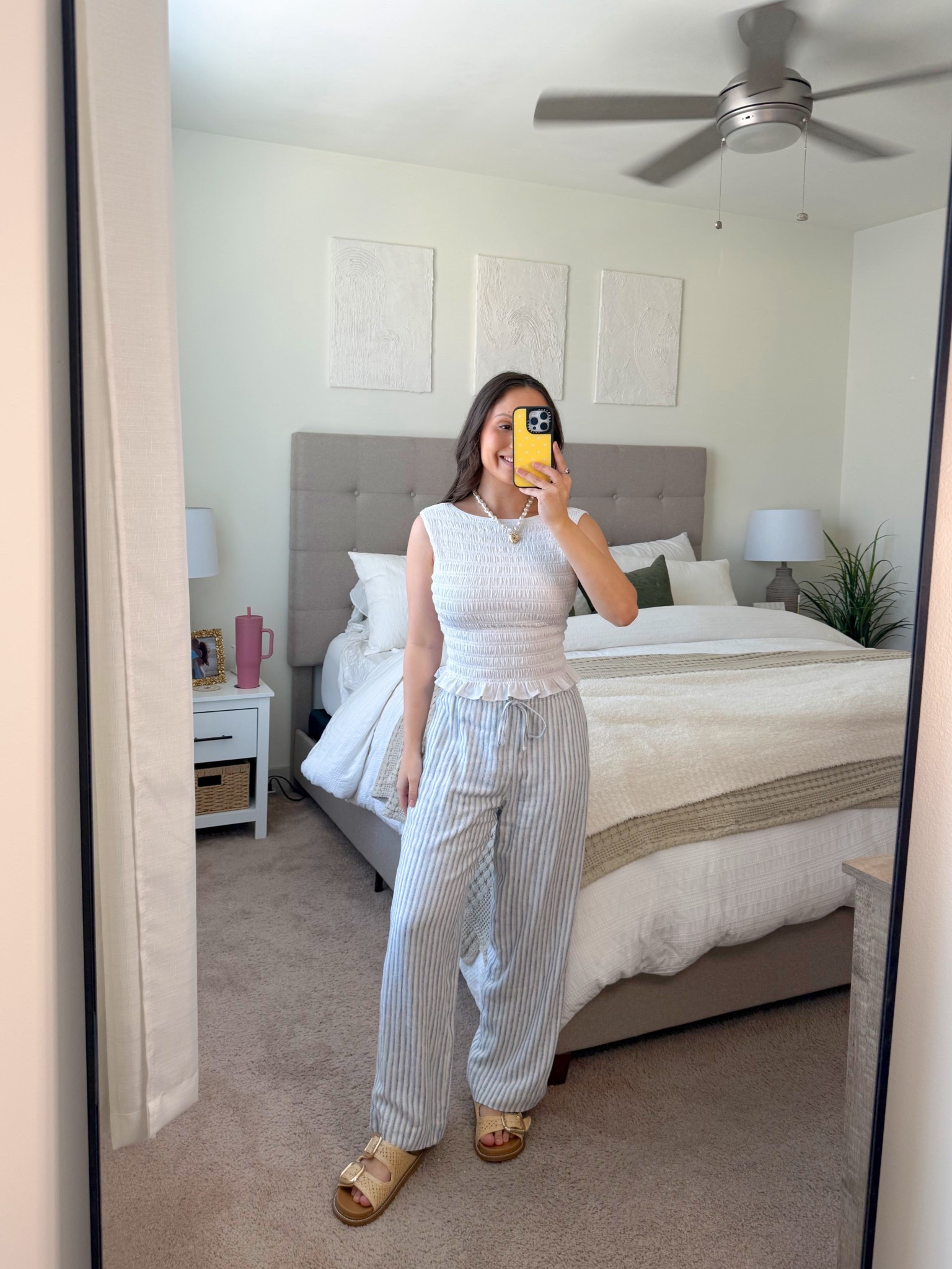 Tank - XS,
Linen pants - XS short

#LTKmorningroutine #LTKootd #LTKPetite