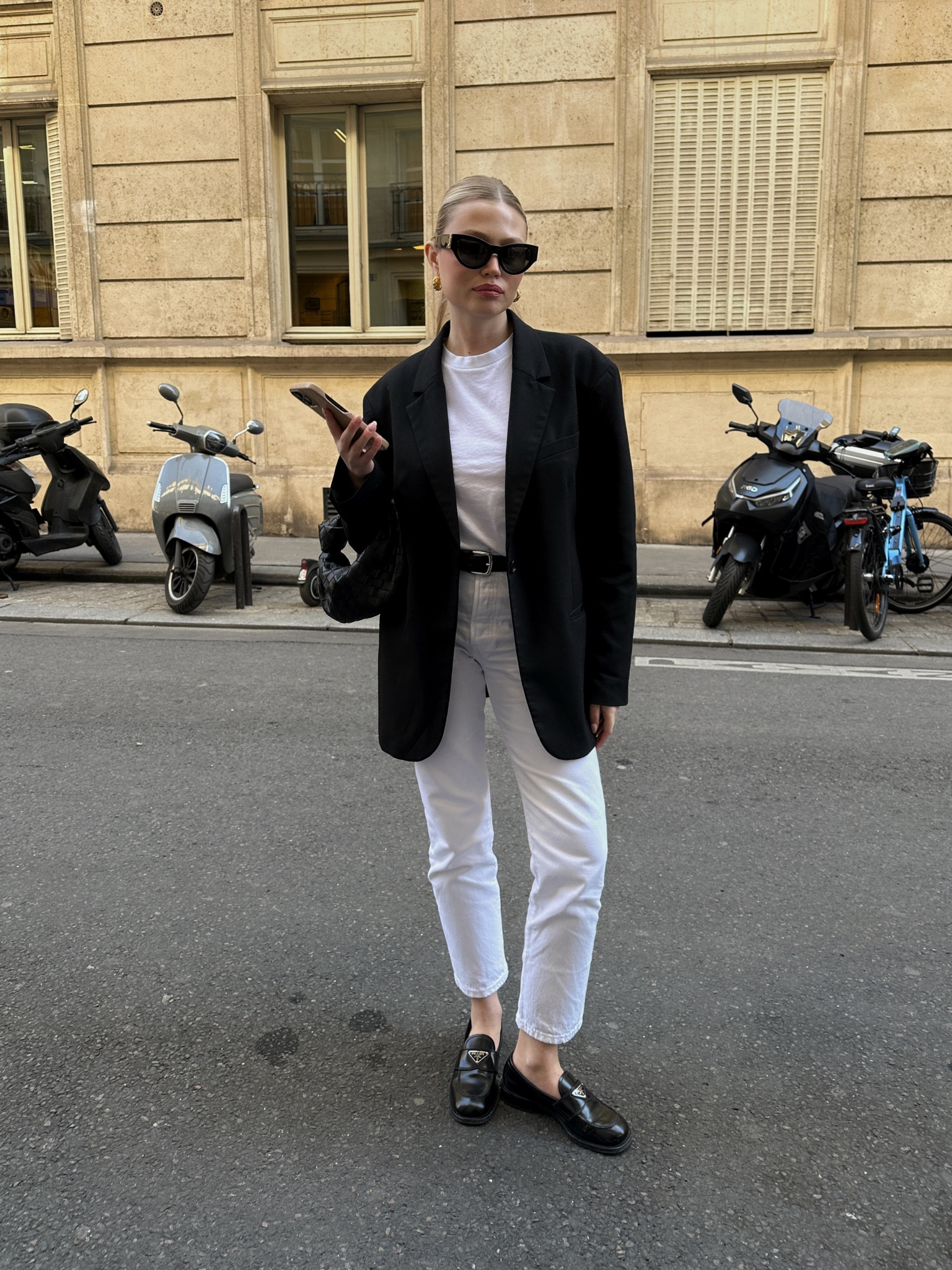 White and black combo #minimalstyle #musthave

#LTKstyletip #LTKSeasonal #LTKeurope