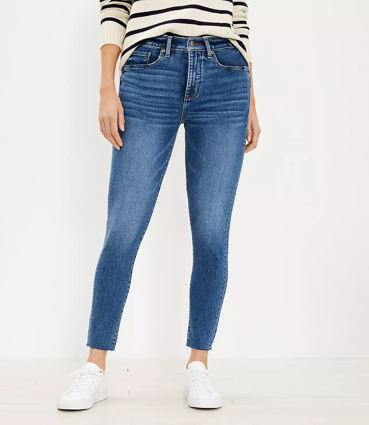Curvy High Rise Skinny Jeans in Dark Indigo Wash | LOFT