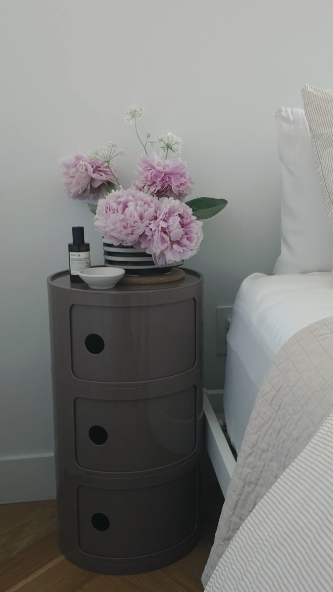 My new bedroom nightstands! As much as id love to buy the real thing, I couldn’t find them local to me and the import fees were way too expensive. I found this dupe on Amazon and got 2 for $300 CAD 💰

#design #interiordesign #fyp #kartell #bedroom #aesthetic #style #dupe 

#LTKHome #LTKFamily #LTKMidsize