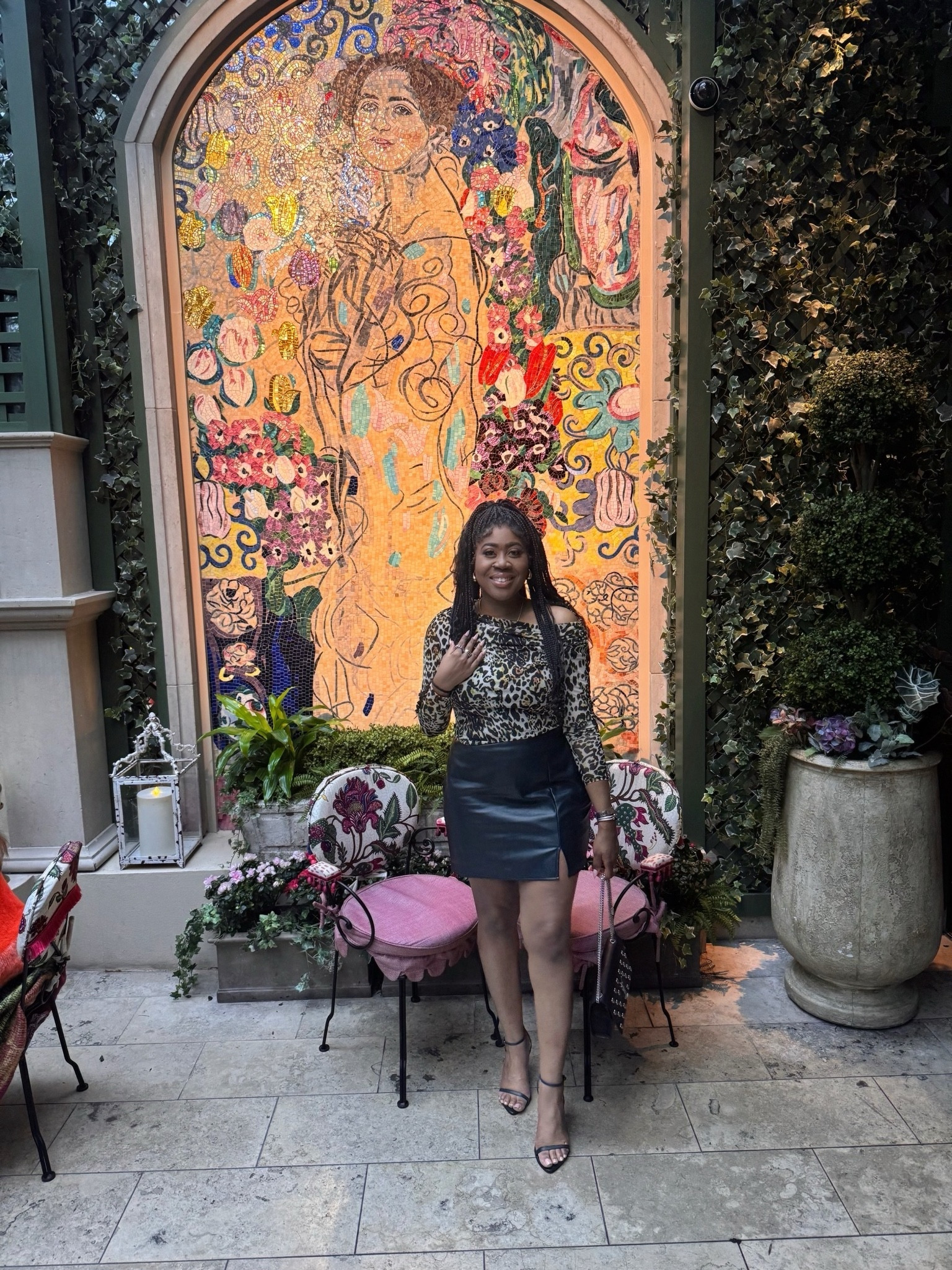 📌Weekend Snapshots  📸 + a #totd (top of the day 😉) 
——
📌 #FallFit 2️⃣3️⃣ of 3️⃣0️⃣ in my #FallFitseries —— you can see the full fit on my @shop.ltk  BUT my top is the star of the show - bc its off the shoulder 📌🤌🏽💋
———
📌Pro tip:  Trust me‼️ You need an off the shoulder top in your wardrobe for fall sis!🍁🍂📌I’ve got you covered 🔗 so I’ve tagged this one + several of my favorites- they are all under $50‼️🤌🏽
——— 


#LTKMidsize #LTKFindsUnder50 #LTKStyleTip