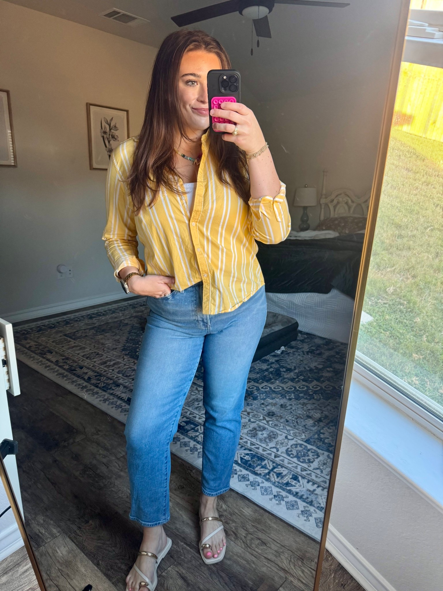 Golden hour, but make it an outfit ☀️
Top- Medium
Jeans-28

#LTKFindsUnder100 #LTKWorkwear #LTKFindsUnder50