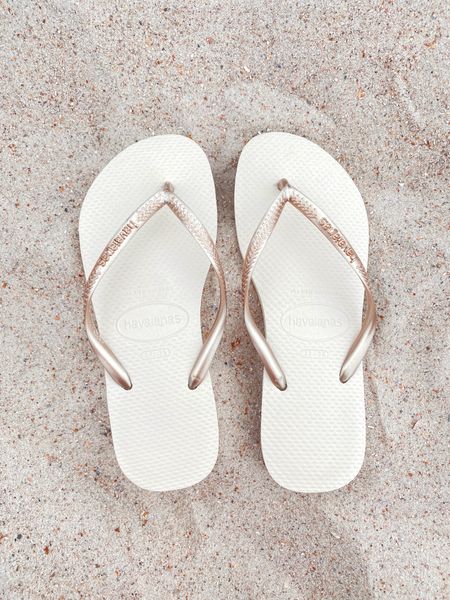 Havaianas Sandals // the perfect beach sandal! 

Vacation style, under $50, beach vacation, sandals, flip flops 

#LTKsalealert #LTKtravel #LTKshoecrush