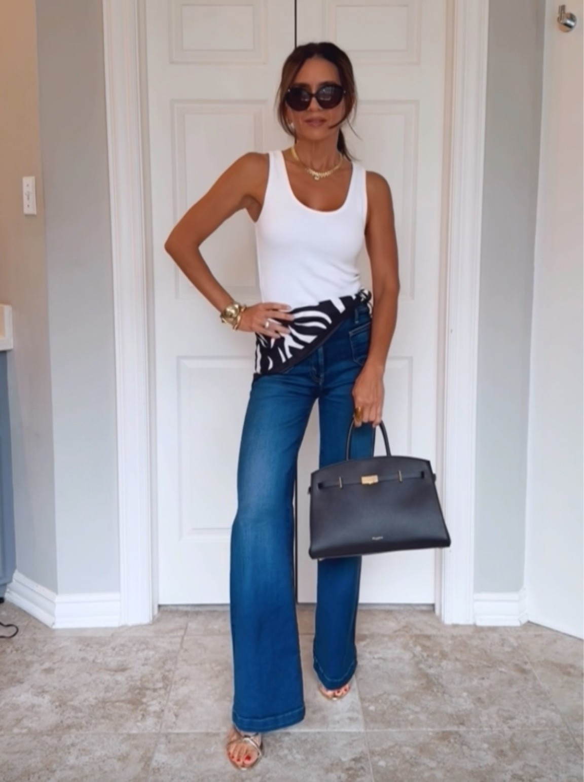 Pre fall obsession: jeans & 🦓



Transitional outfits / pre fall outfits / best jeans / pre fall outfits women

#LTKSeasonal #LTKTravel #LTKOver40
