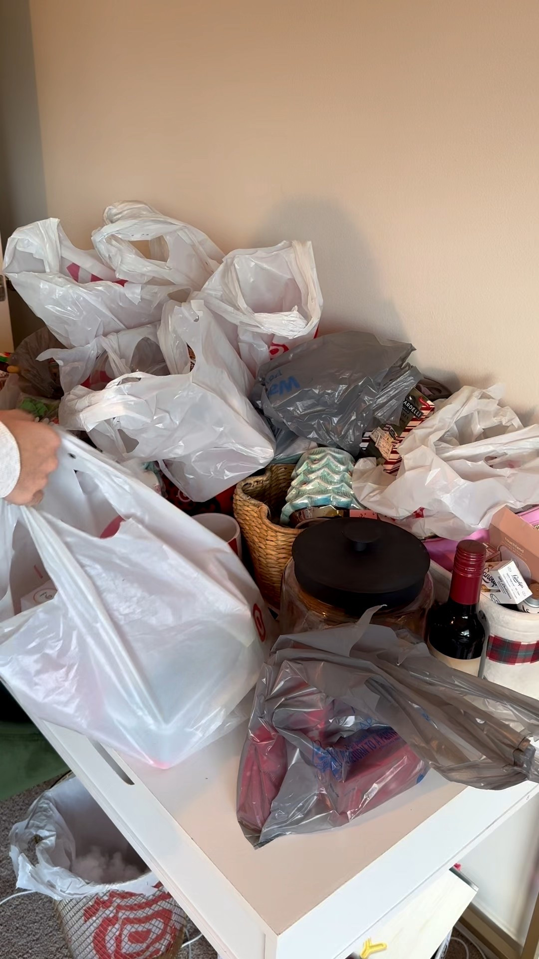 Organizing my Christmas gift station for easy Holiday gifting ideas! #giftstation #giftideas #christmas #gifts #giftsforher 
Organization, office, gifting, gifts, wrapping station, organize, SAHM, day in the life 

#LTKGiftGuide #LTKHoliday #LTKdayinmylife