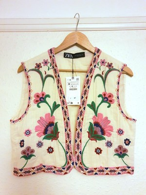 BNWT ZARA Ecru Embroidered Open Waistcoat Pink Size M Boho Blogger Floral | eBay UK