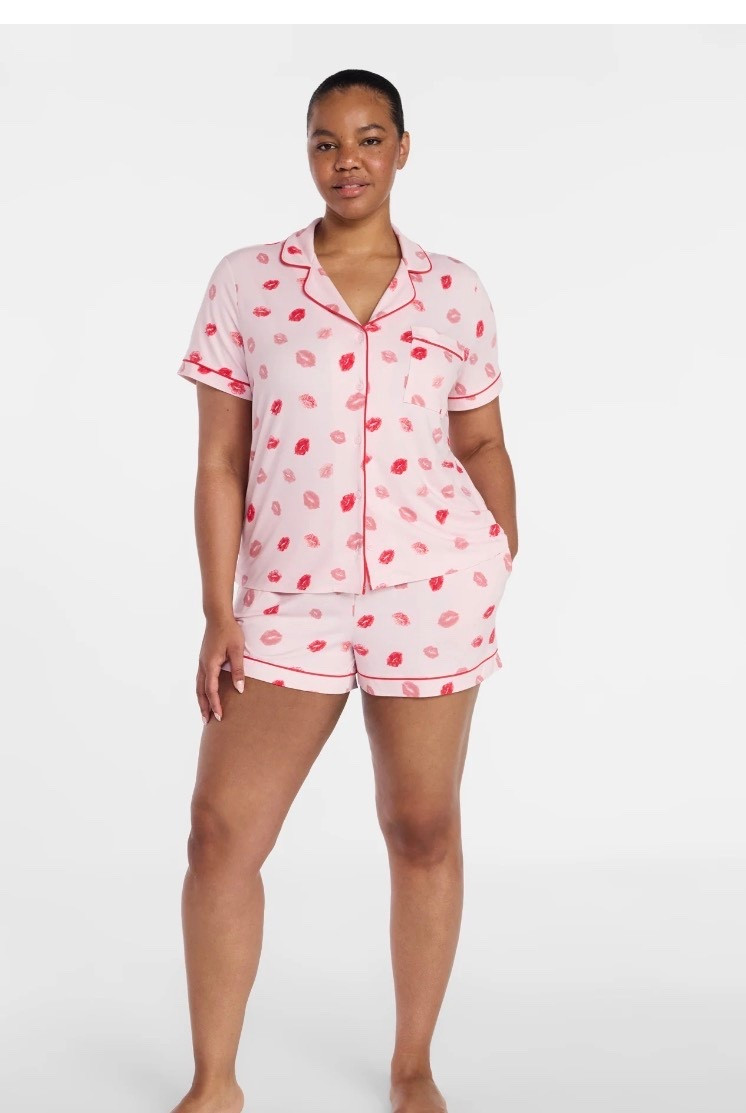 Mega drop on women’s jammies!

#LTKSaleAlert #LTKmomlife