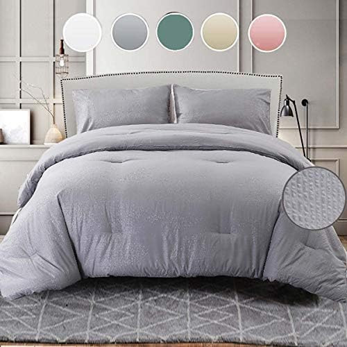 Grey Seersucker Comforter  | Amazon (US)