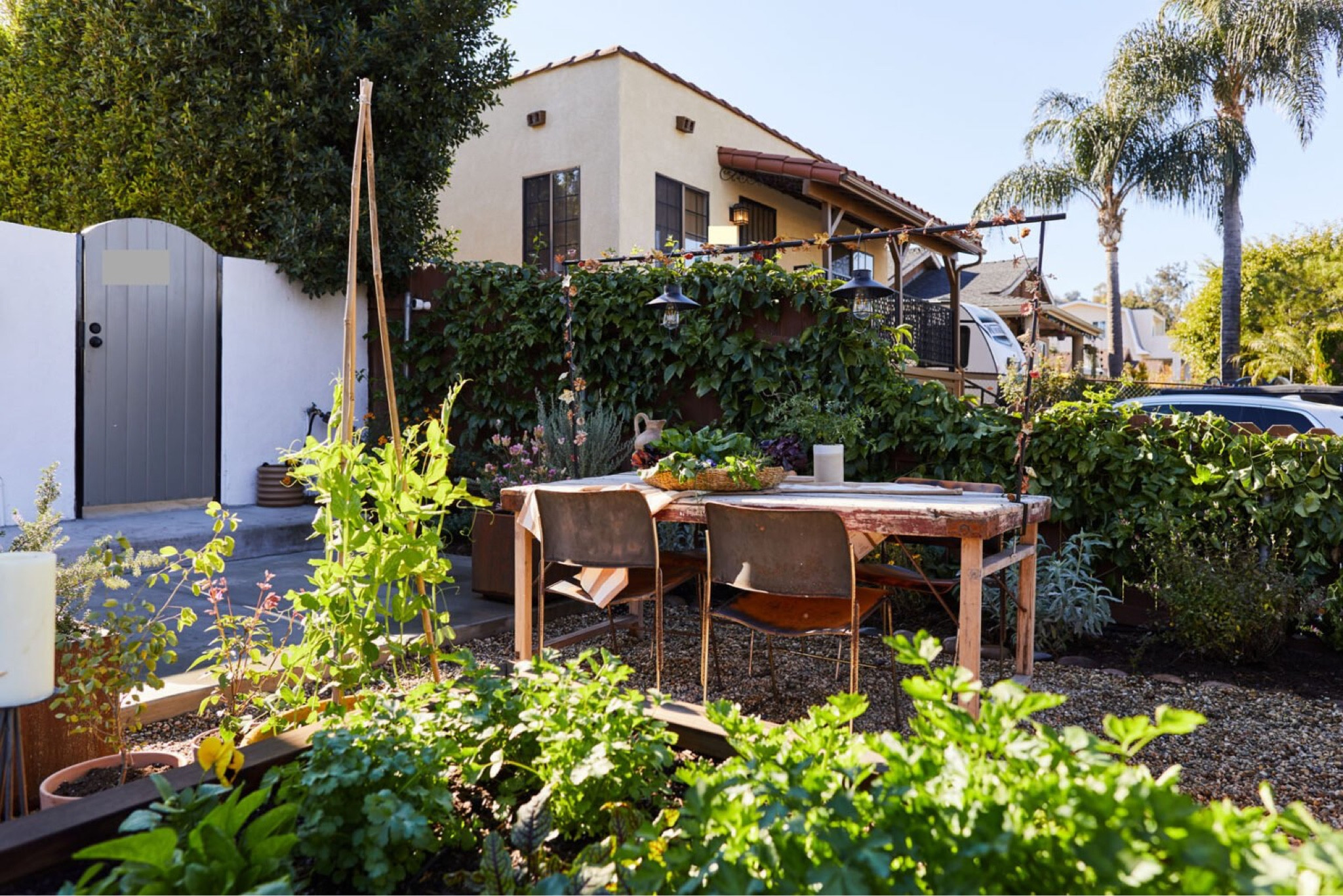 Is there anything better than a nice dinner outside with friends? YES: a nice dinner outside that’s lit by the glow of solar-powered lanterns! Deck out an over-the-table rod with a metal garland a few lights for an easy tablescape that looks like it was professionally designed. 

#LTKfamily #LTKSeasonal #LTKhome