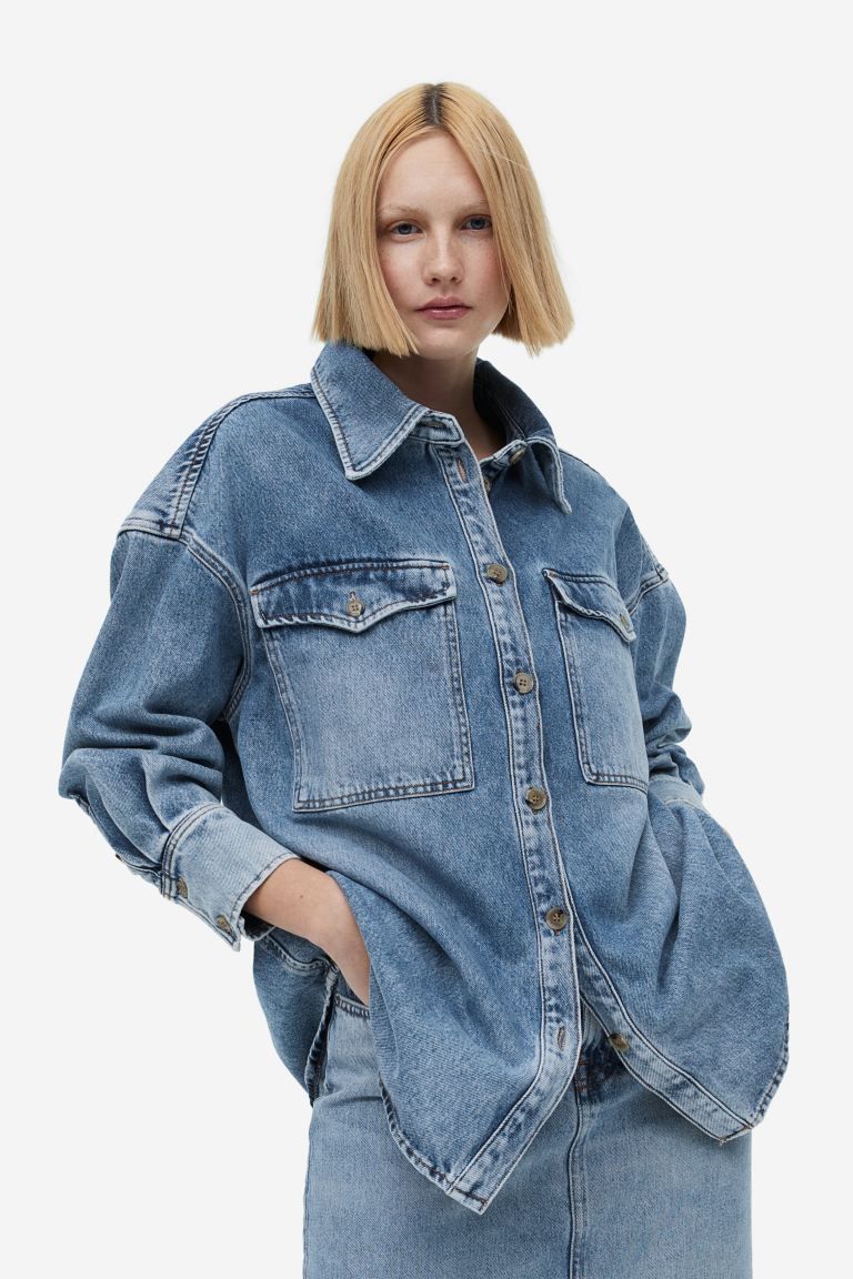 Oversized denim shirt | H&M (UK, MY, IN, SG, PH, TW, HK)