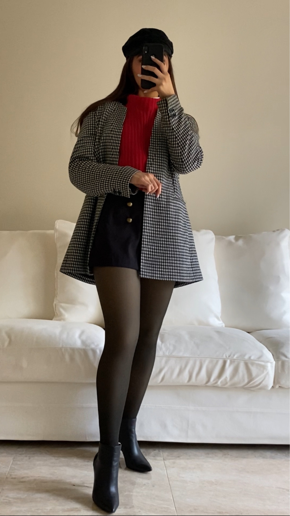 Emily in Paris inspired look

#LTKfit #LTKstyletip #LTKSeasonal