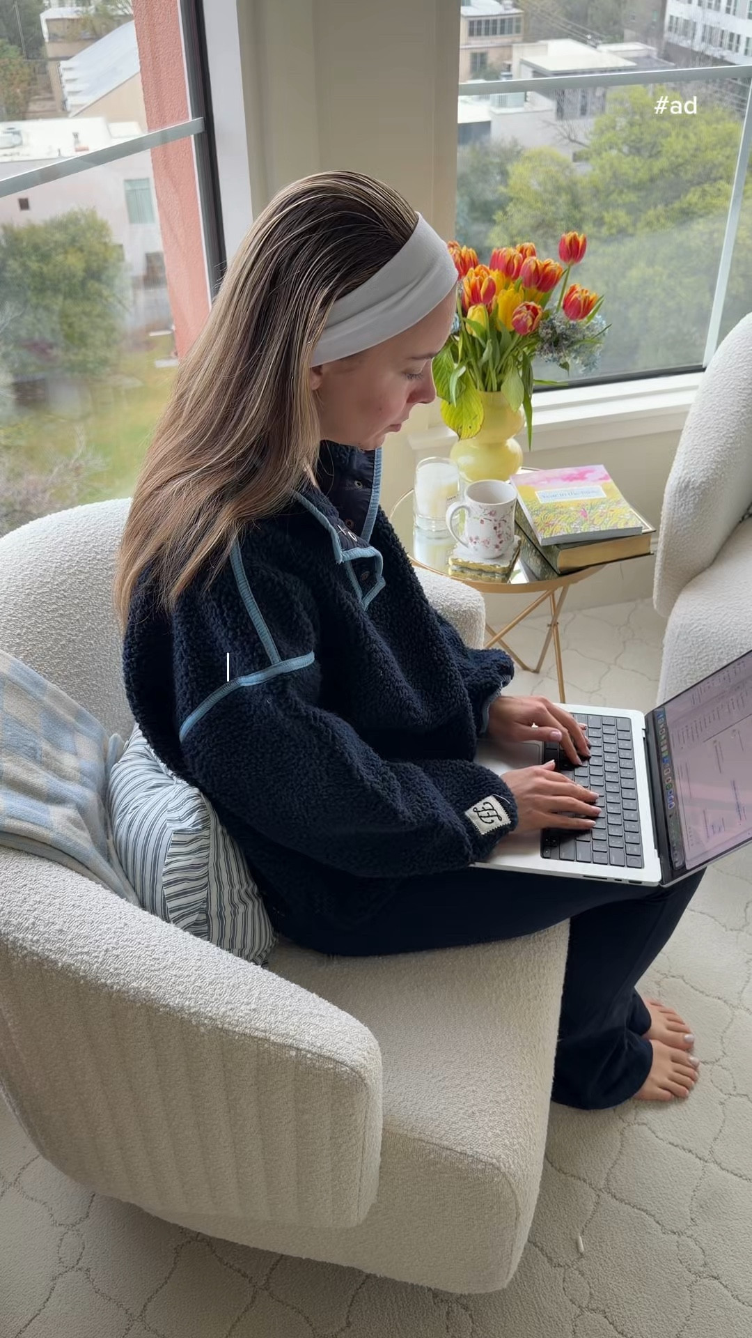 #ad I always say the key to a productive morning is a polished night routine, and I have mine down to a science!!

Not only am I waking up refreshed but my @garnierusa shower routine leaves me with perfect looking hair every time!! For shiny hair ready to take on the day!

@Target #GarnierPartner #TargetPartner