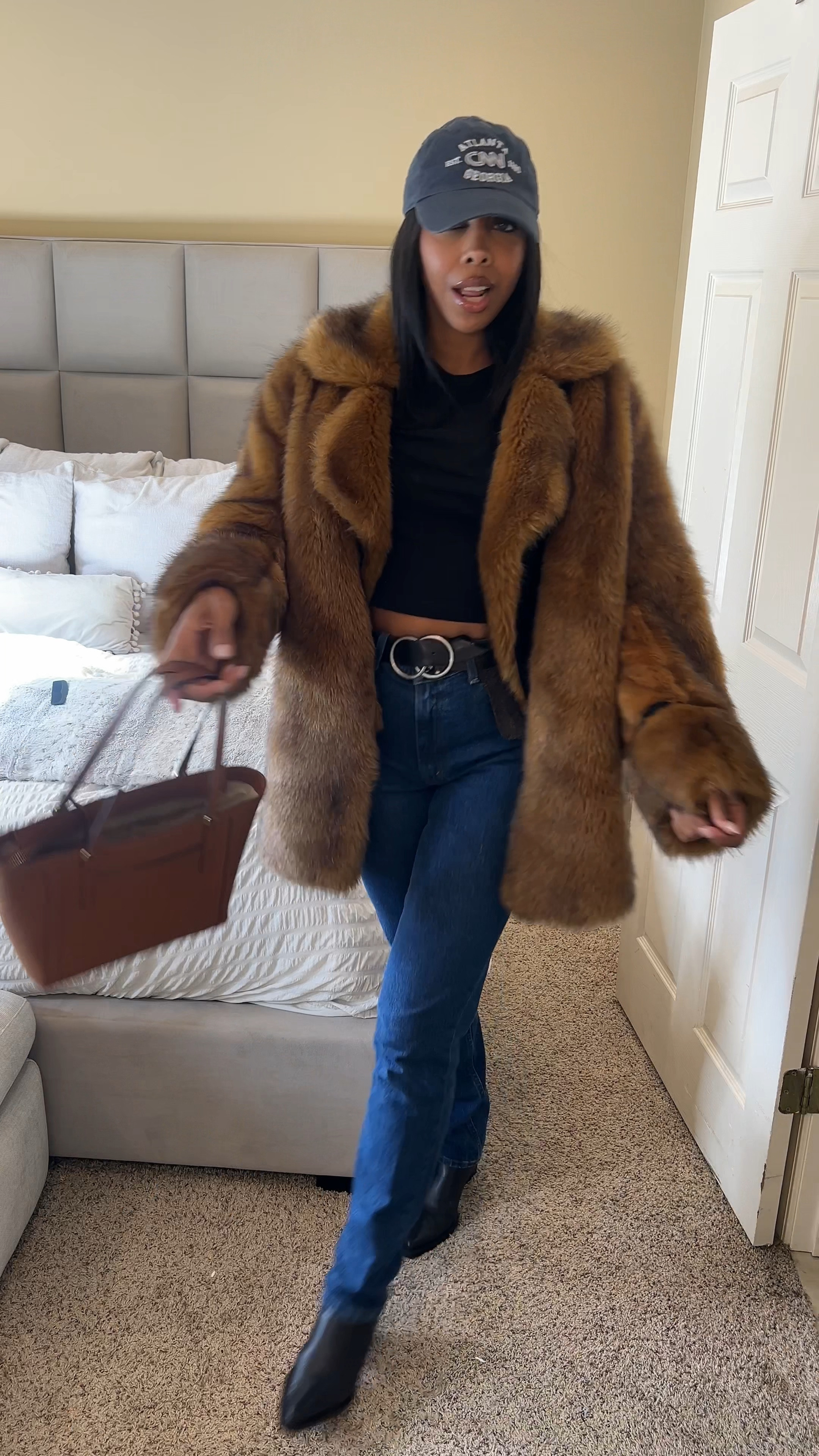 GOTCHA…..🙄

Comment, Oscar for the links 😂

Is it just me or is 2024 the plot?