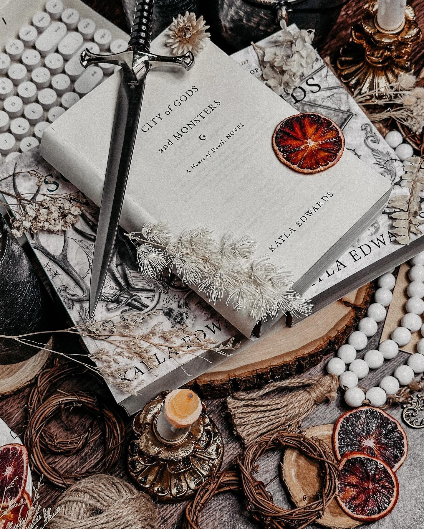 Looking for your next swoon worthy book boyfriend?! Darien Casteel is 🙌🏻!

#LTKFindsUnder50 #LTKU #LTKSaleAlert