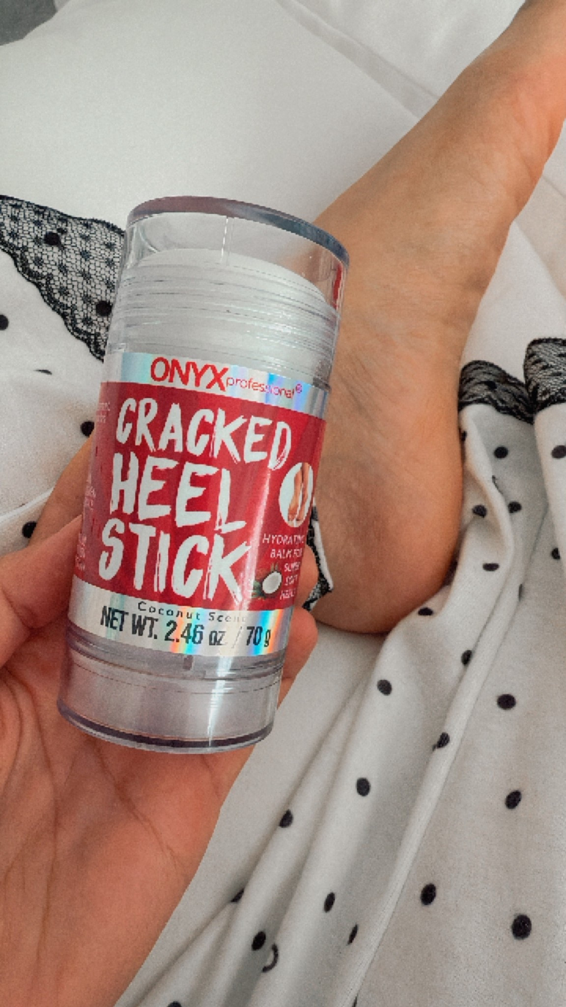 Ustedes saben que me gusta recomendar solo lo que de verdad funciona 🔥… y este Onyx Cracked Heel Stick es una maravilla para talones secos 🙌🏼. ¡Yo no me quedo sin él! #CuidadoDePies #OnyxCrackedHeel

#LTKSeasonal #LTKStyleTip #LTKSummerEdit