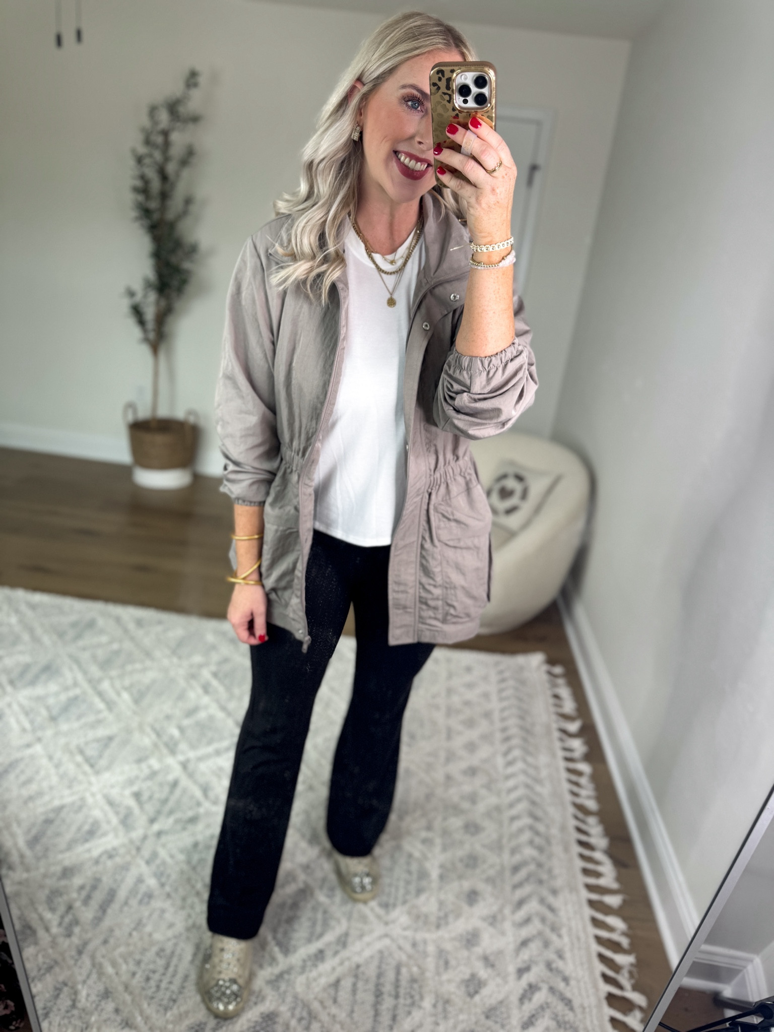 Daily try on, Walmart outfit, Walmart fashion, Walmart try on, Avia, athleisure, activewear 

Medium in everything!

#LTKSeasonal #LTKActive #LTKFindsUnder50