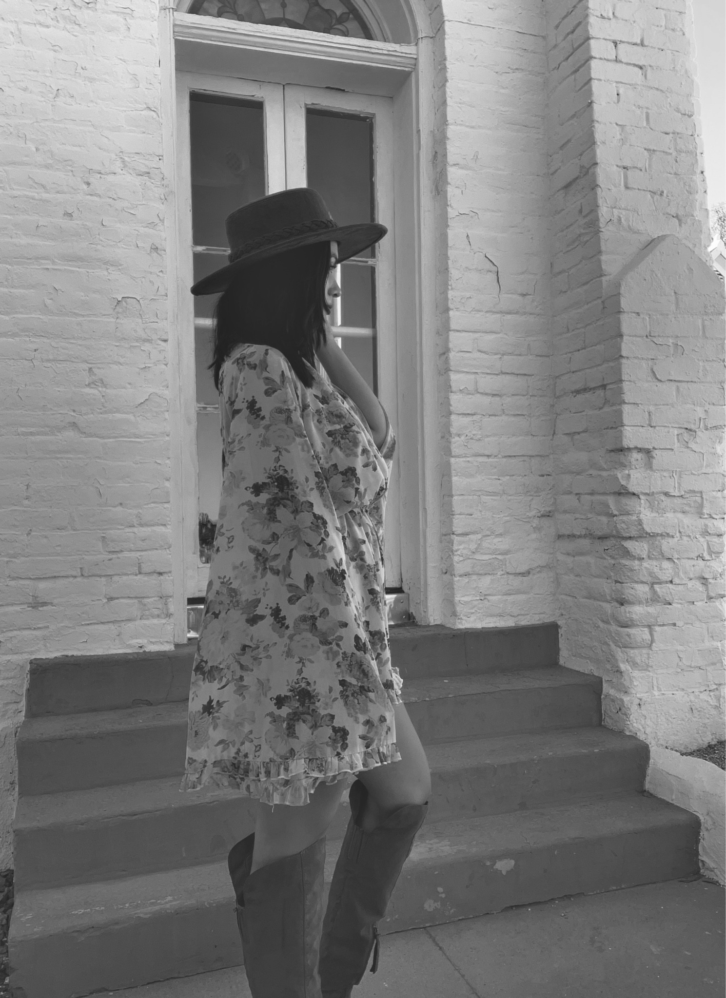 First day of fall 🍂🍁🍃
A happy day 🌷this one piece is light and so pretty yet sexy and girly:) the perfect piece to welcome autumn with an open back and big  sleeves 💖 I paired it with over the knee brown boots 👢 ✨

#LTKHalloween #LTKstyletip #LTKSeasonal