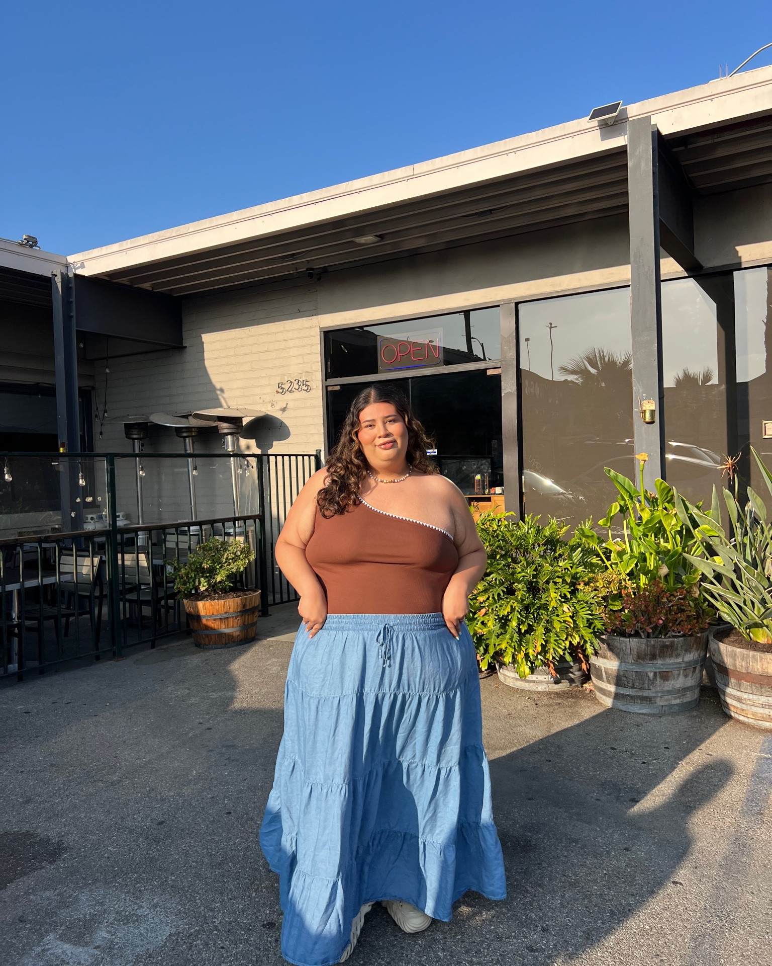 Dinner in LA Outfit 🤎 

#maxiskirt #oneshouldertop #denim #browntop #plussize

#LTKootd #LTKPlusSize #LTKTall