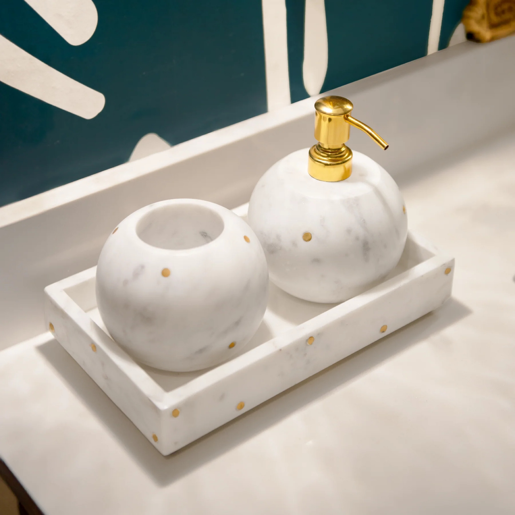 Modern home, home decor, bathroom, modern decor, vanity, vanity tray, soap dispenser 

#LTKSeasonal #LTKHome #LTKStyleTip