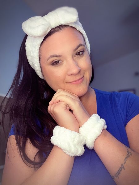 Ready for spa day! Love this 3 piece spa headband with wrist covers to catch the water when you wash your face. Only 97 cents right now on a lightning deal with Temu! 

#LTKstyletip #LTKFind #LTKbeauty