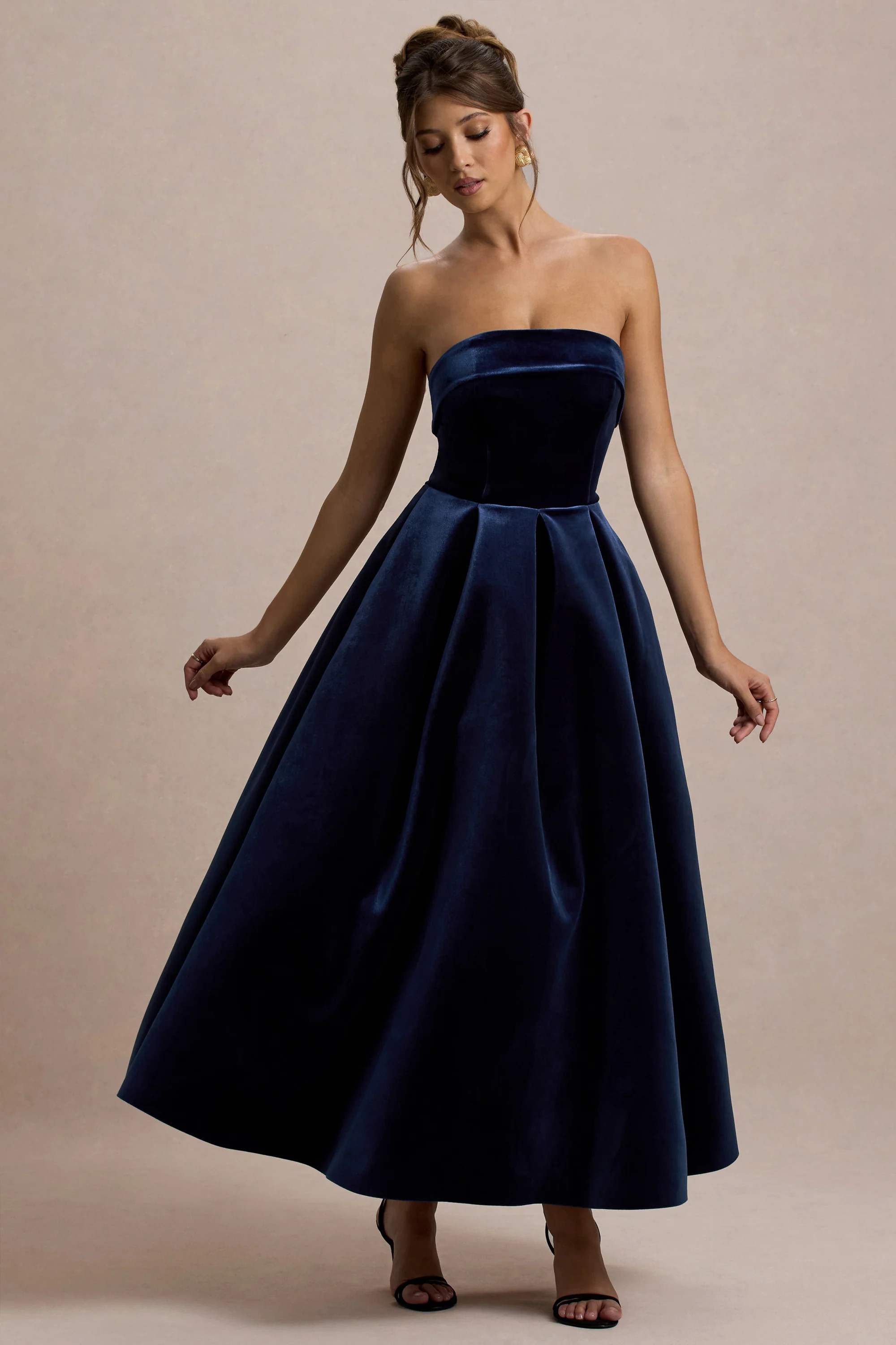 Addina  Navy Velvet Bandeau Skater Midi Dress | Club L London