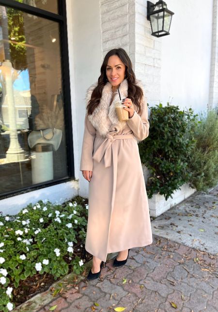 You know it's going to be a great day when you're rocking this coat and enjoying a latte from one of your favorite coffee shops. ☕  #CoffeeTime

#LTKbeauty #LTKstyletip #LTKSeasonal