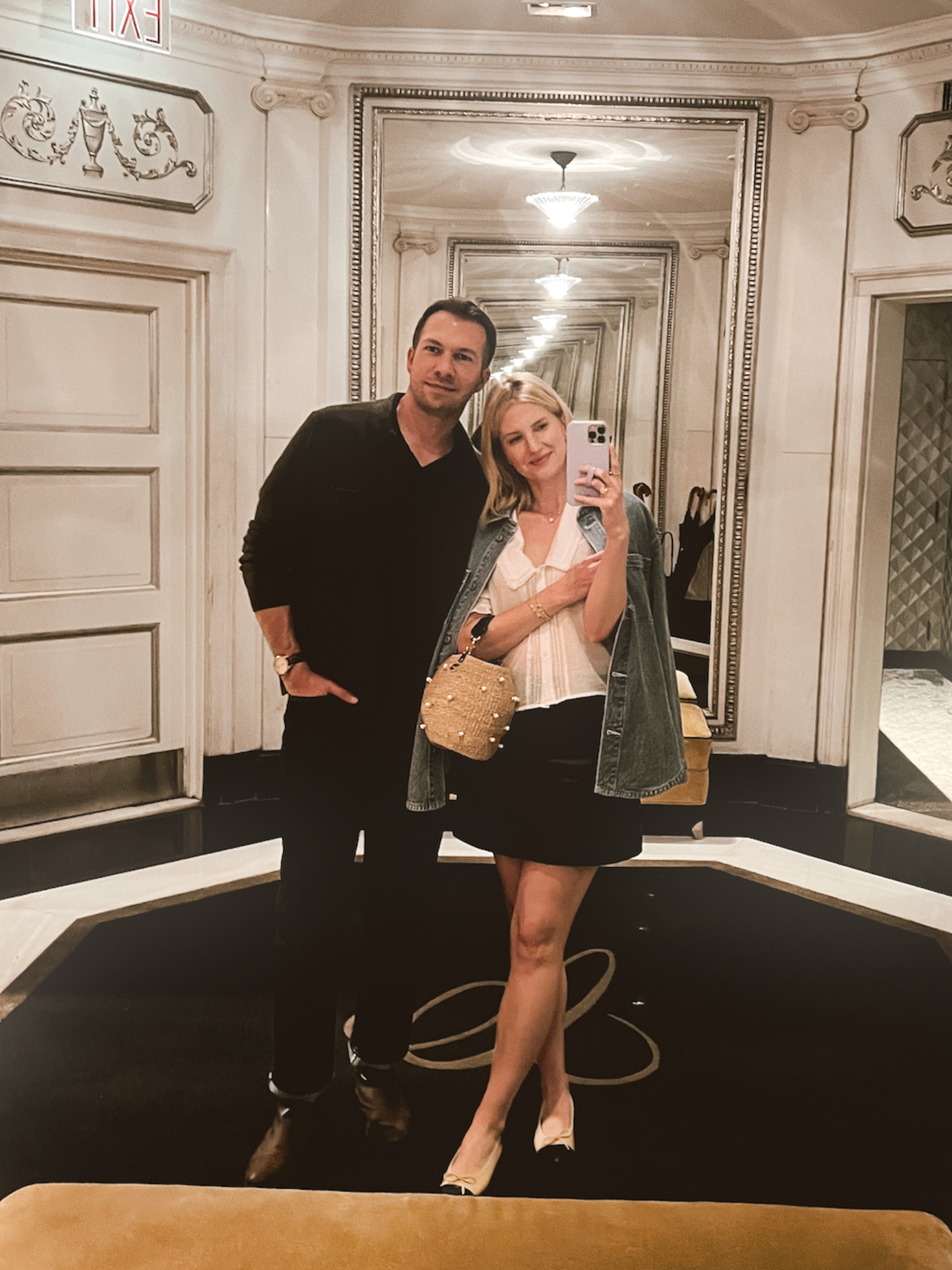 Faux leather mini, and oversized denim shaker 

#LTKitbag #LTKtravel #LTKstyletip