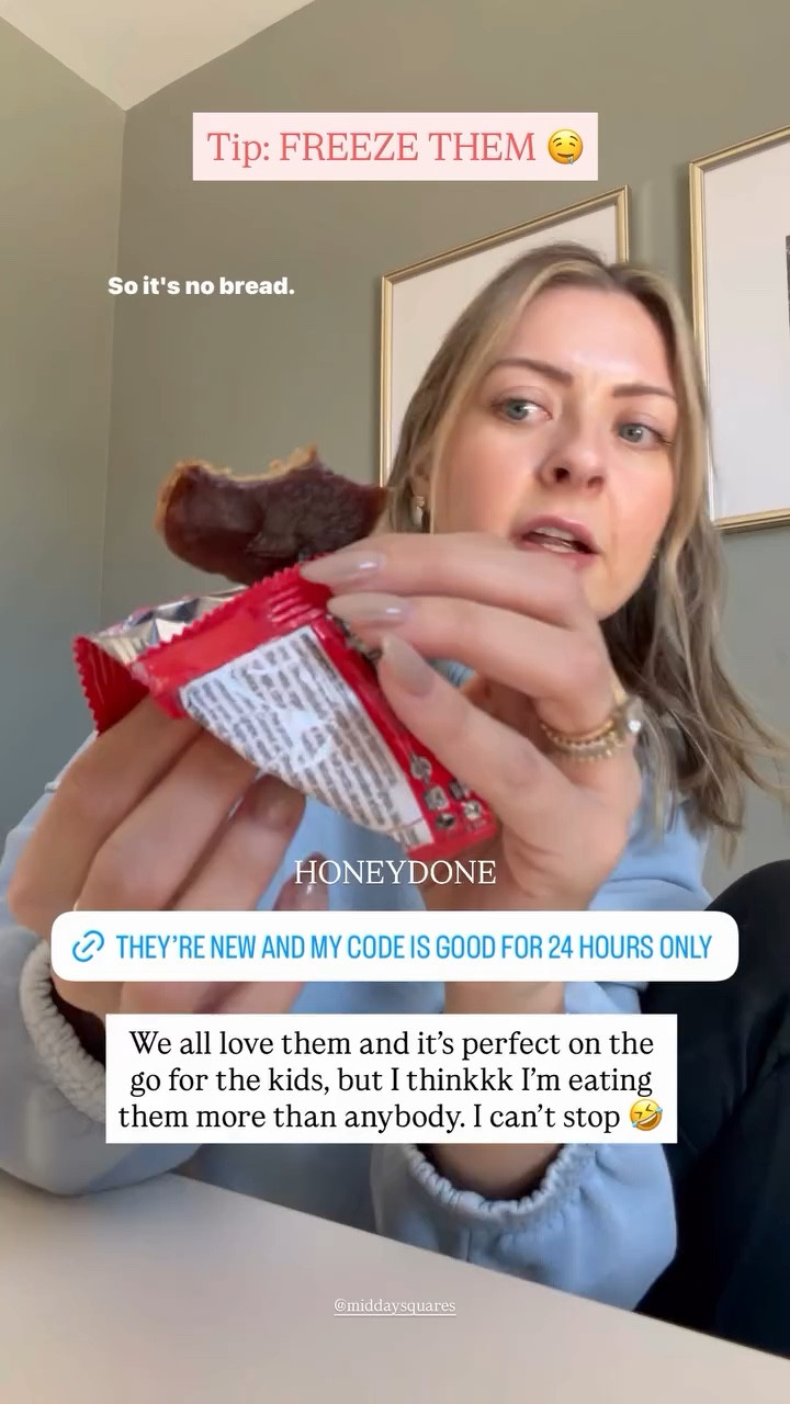 @middaysquares  HONEYDONE Tip: FREEZE THEM 🤤 We all love them and it’s perfect on the go for the kids, but I thinkkk I’m eating them more than anybody. I can’t stop 🤣